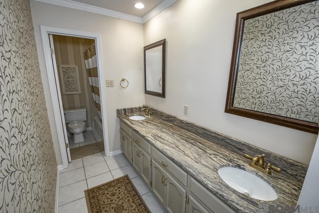 1007 Oak Hills Pkwy, Baton Rouge, LA, 70810