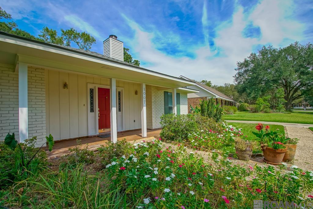 1007 Oak Hills Pkwy, Baton Rouge, LA, 70810