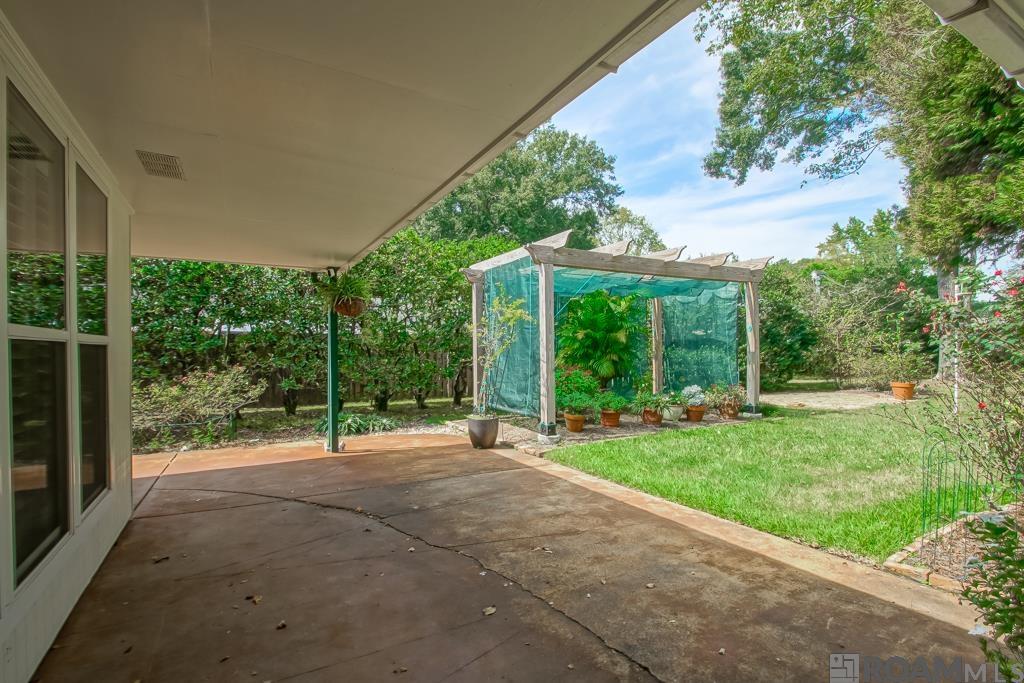 1007 Oak Hills Pkwy, Baton Rouge, LA, 70810