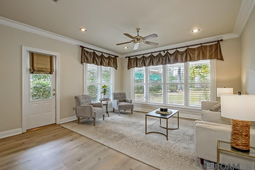 1007 Oak Hills Pkwy, Baton Rouge, LA, 70810