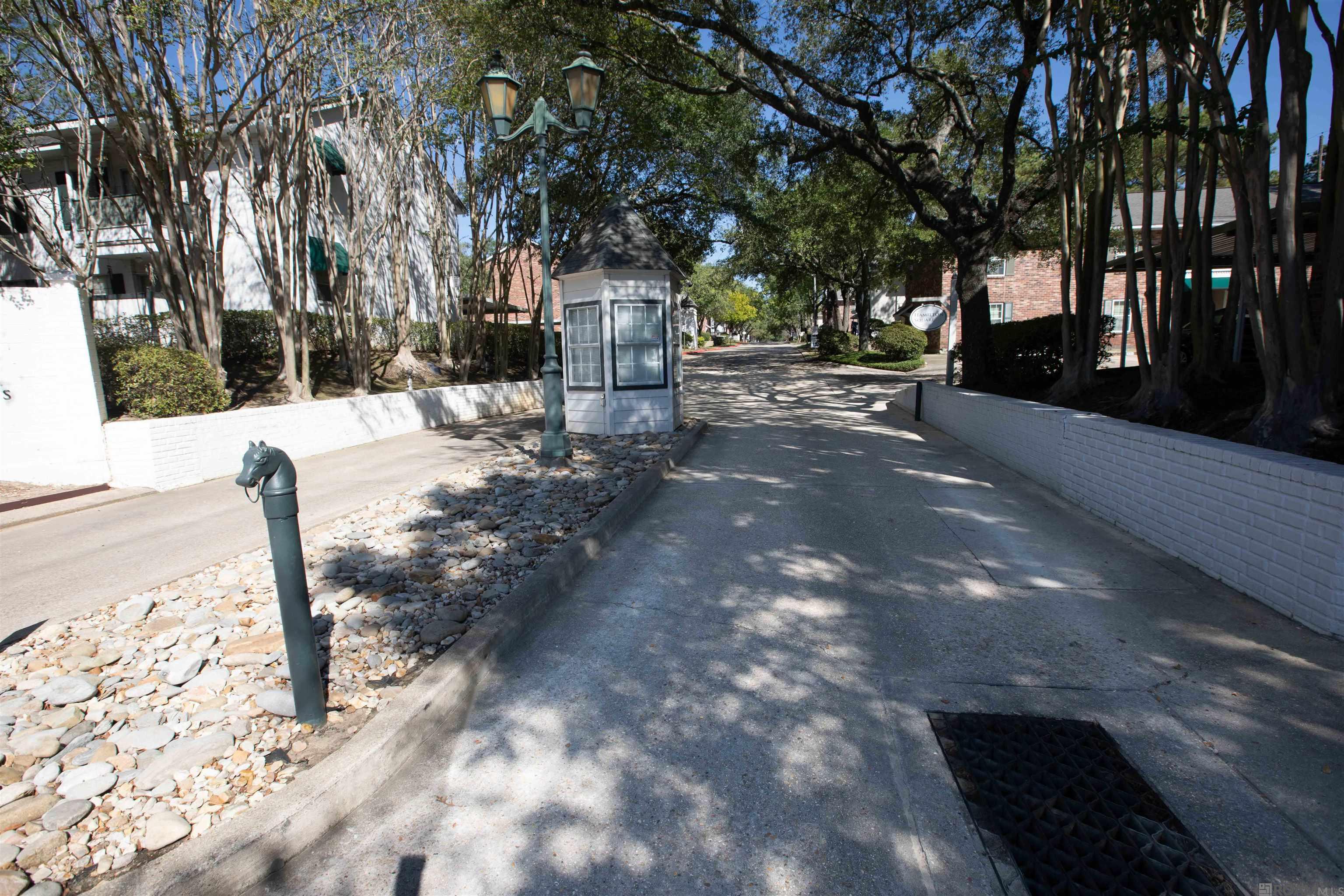 9853 Jefferson Hwy Highway UNIT F-19, Baton Rouge, LA, 70809