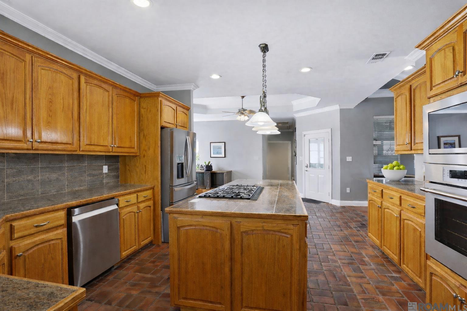 8788 Wyeth Dr, Denham Springs, LA, 70706