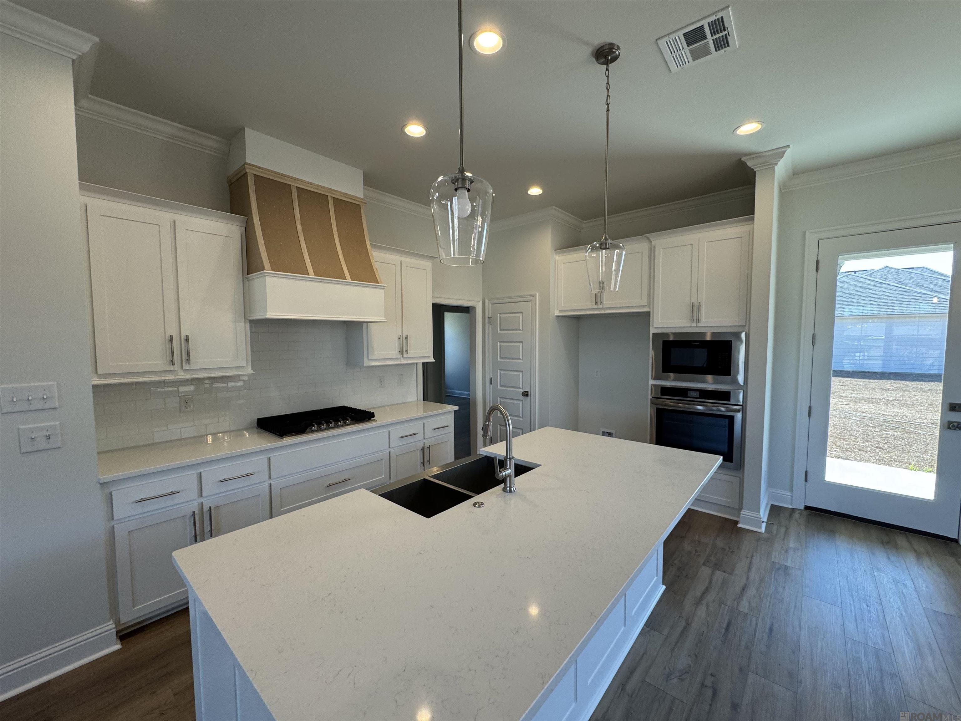 10435 Highpoint Dr, Denham Springs, LA, 70706