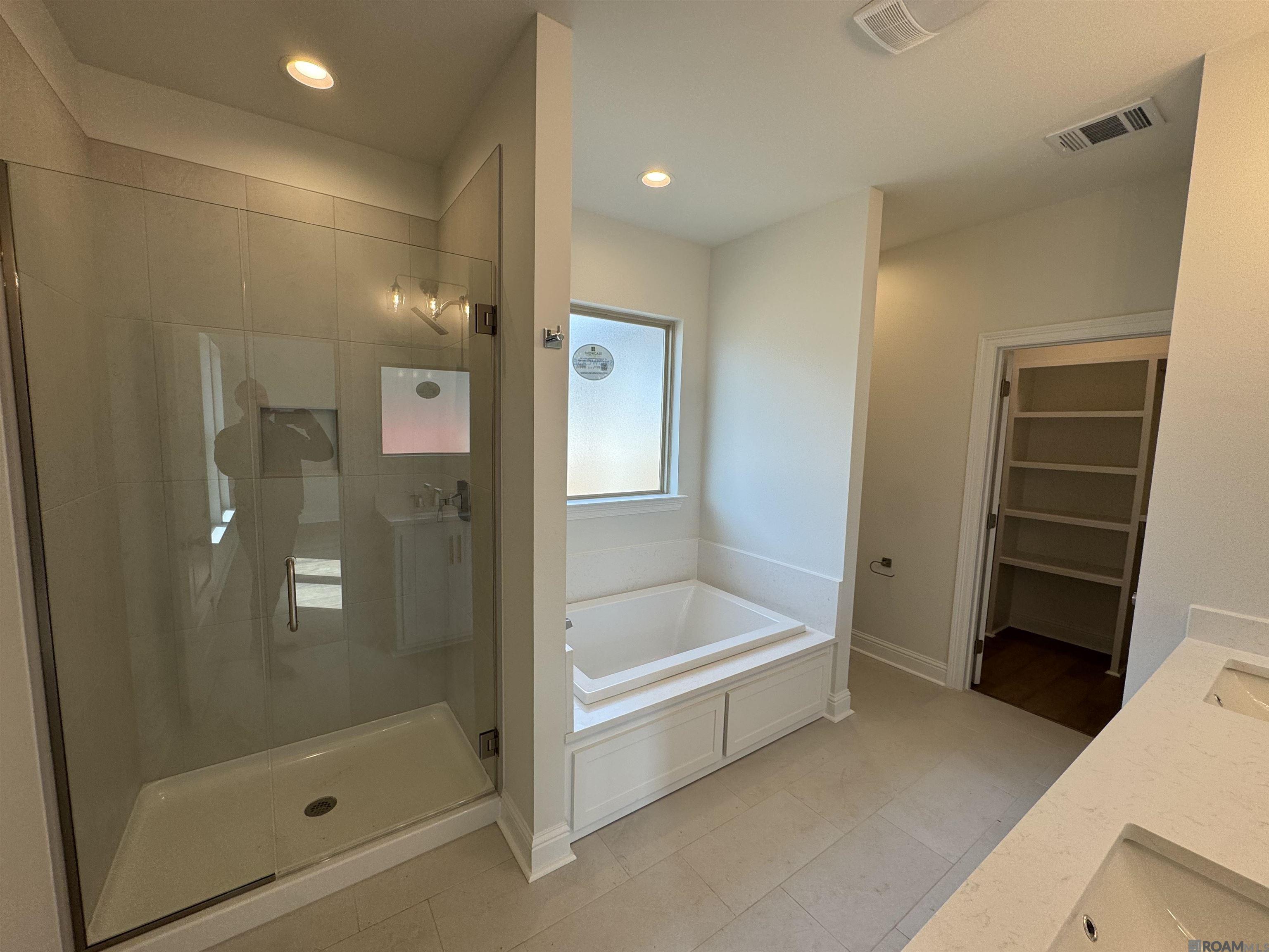 10435 Highpoint Dr, Denham Springs, LA, 70706