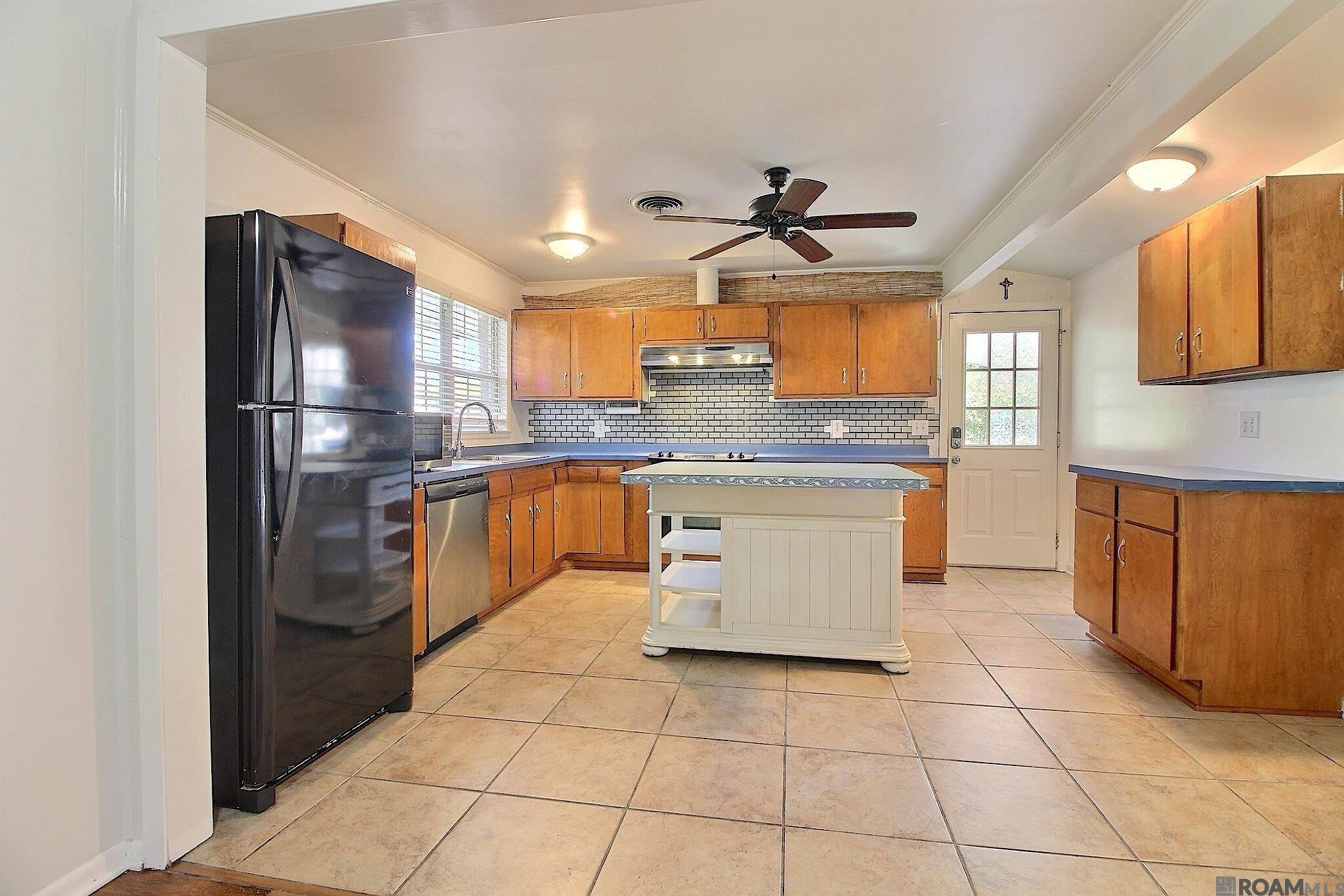 8032 Sholar Dr, Baton Rouge, LA, 70809