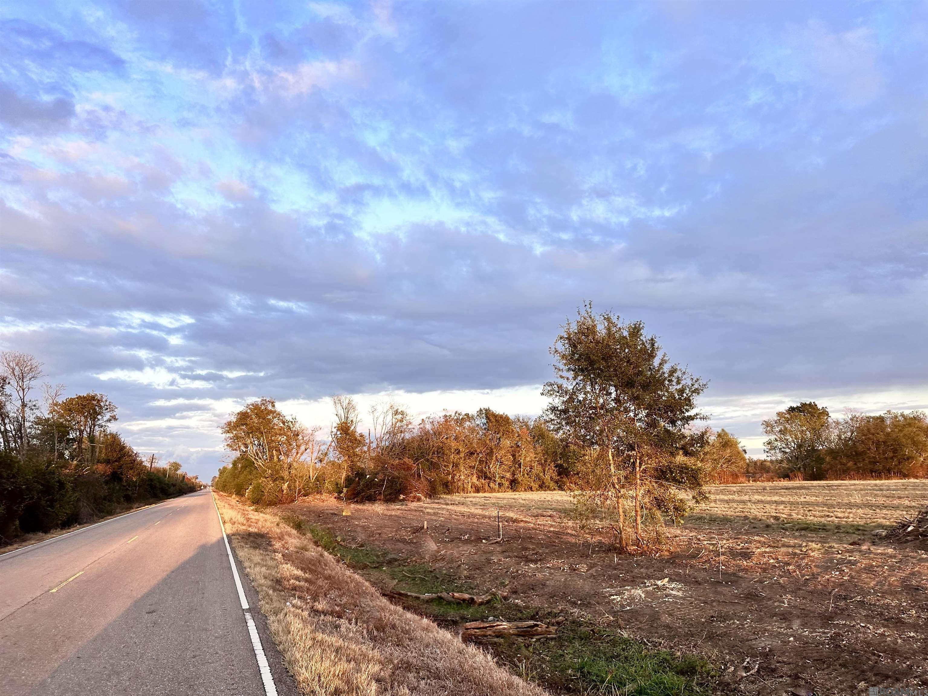 Lot UNIT&nbsp;8-A La Hwy 22, Darrow, LA, 70725