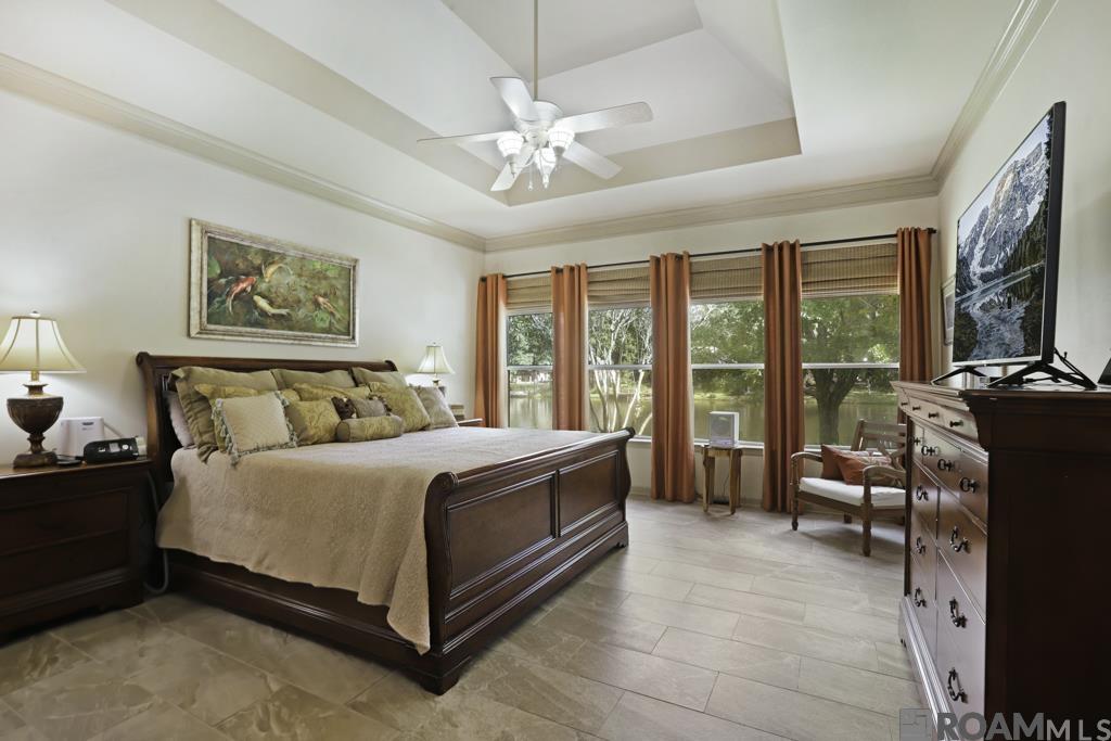 5741 Lake Shadow Dr, Baton Rouge, LA, 70817