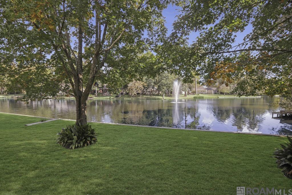 5741 Lake Shadow Dr, Baton Rouge, LA, 70817