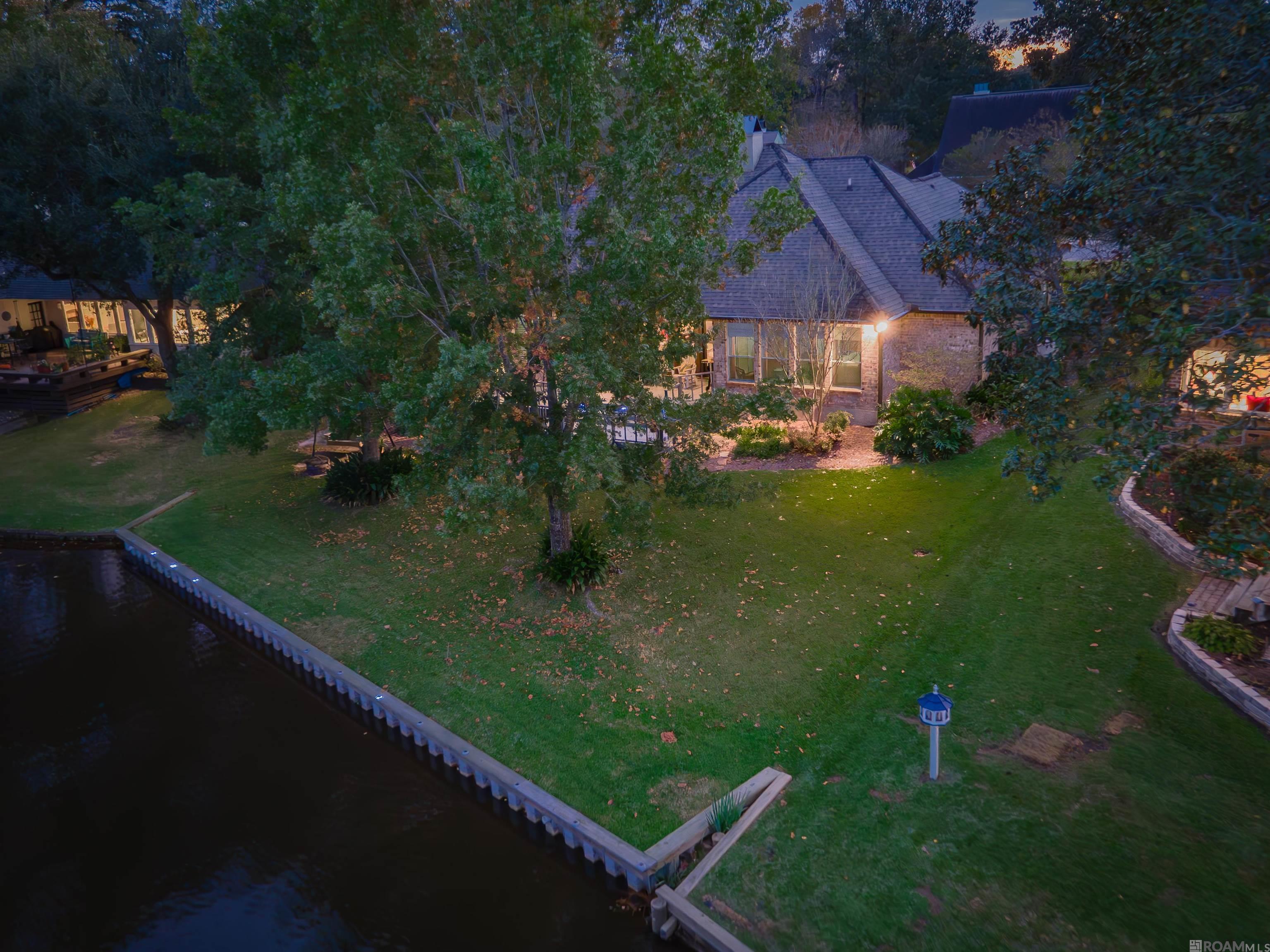 5741 Lake Shadow Dr, Baton Rouge, LA, 70817