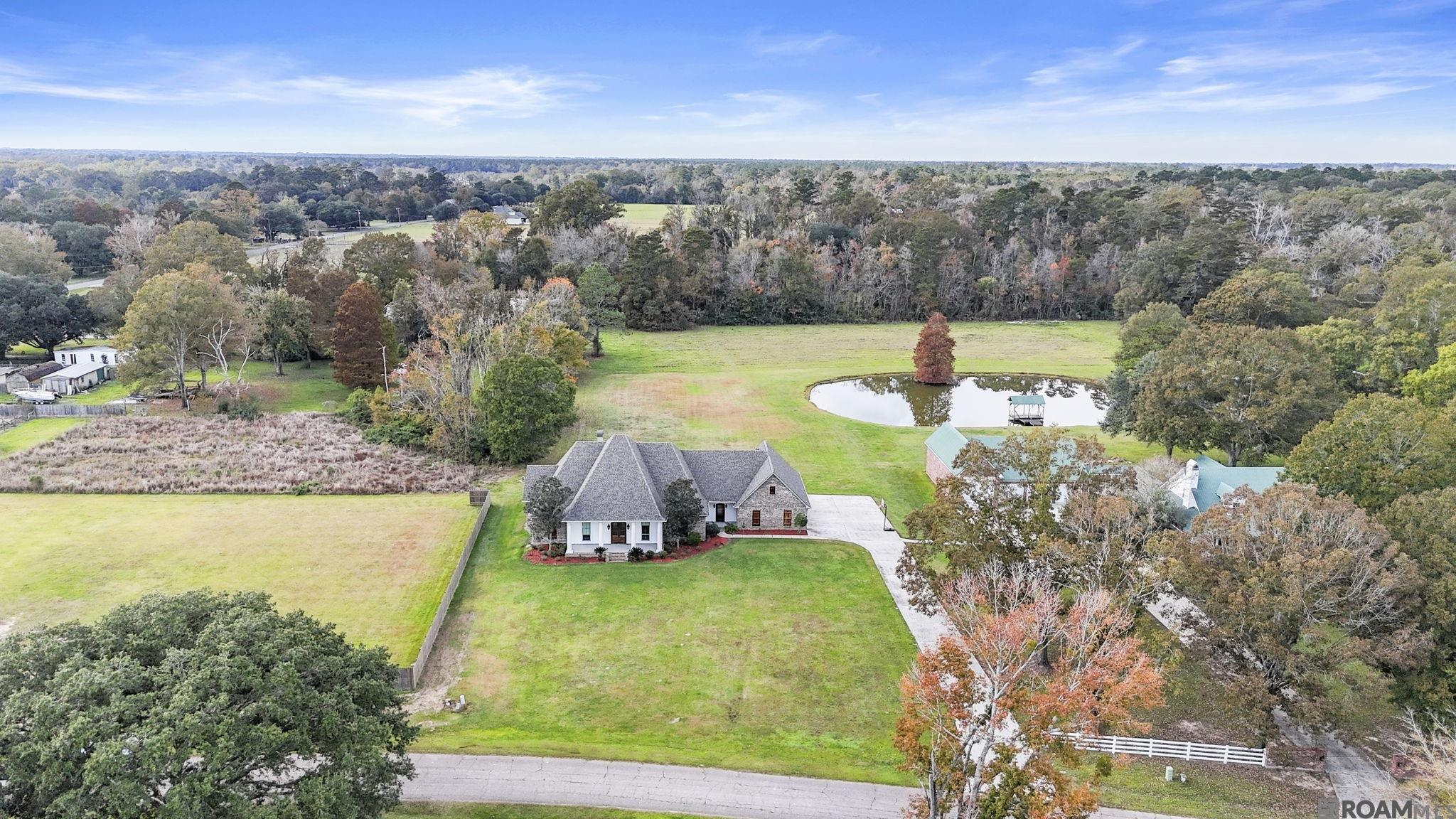 22553 Green Acres Blvd, Denham Springs, LA, 70726