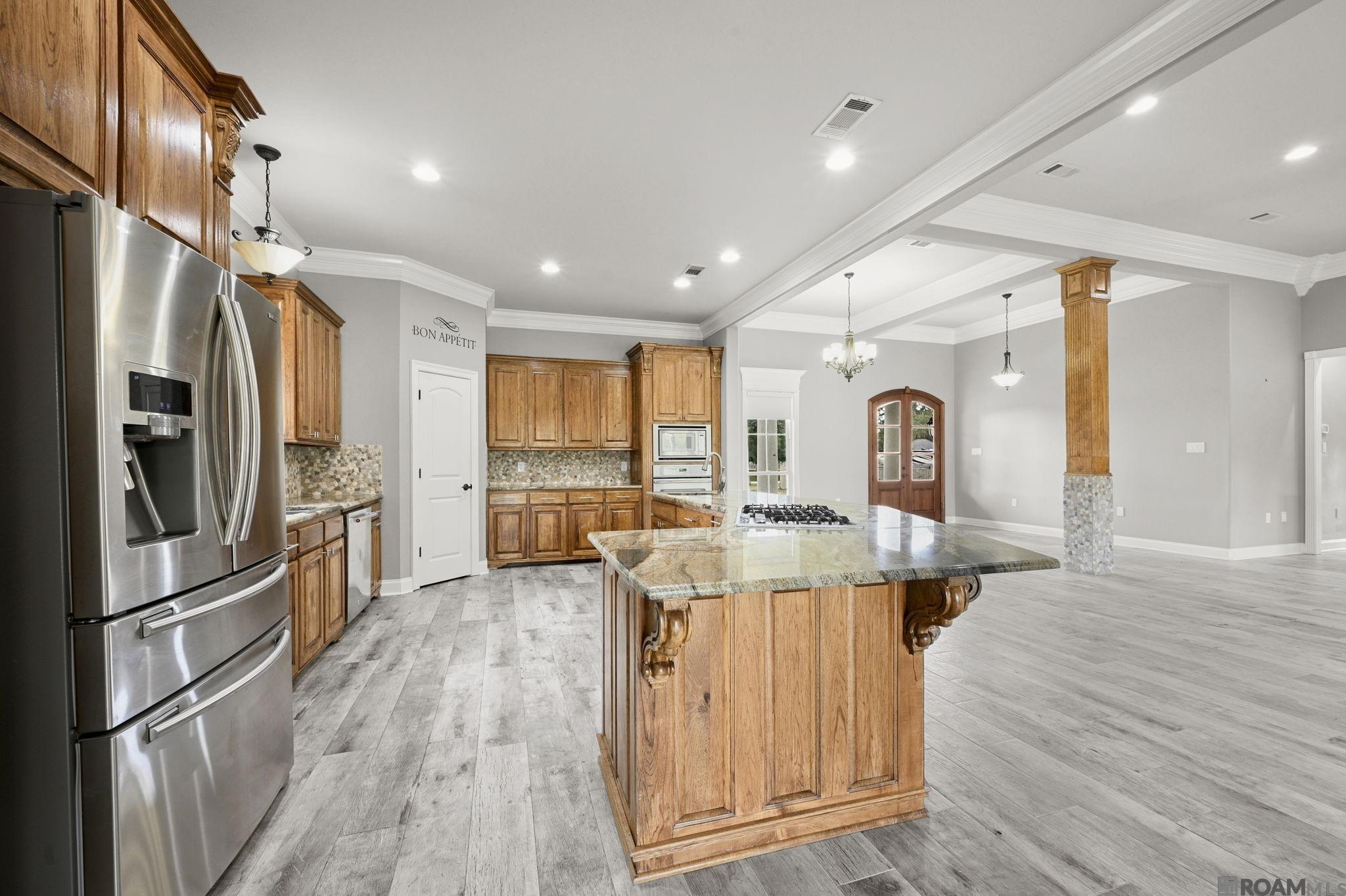 22553 Green Acres Blvd, Denham Springs, LA, 70726