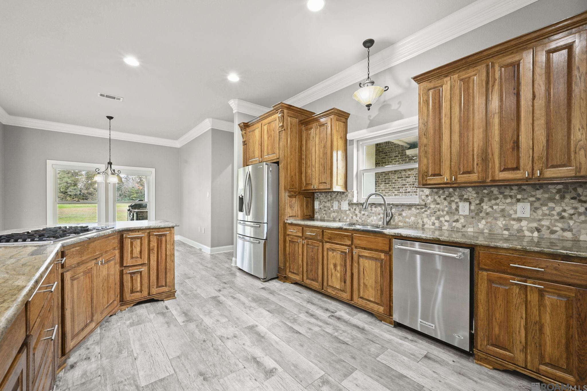 22553 Green Acres Blvd, Denham Springs, LA, 70726