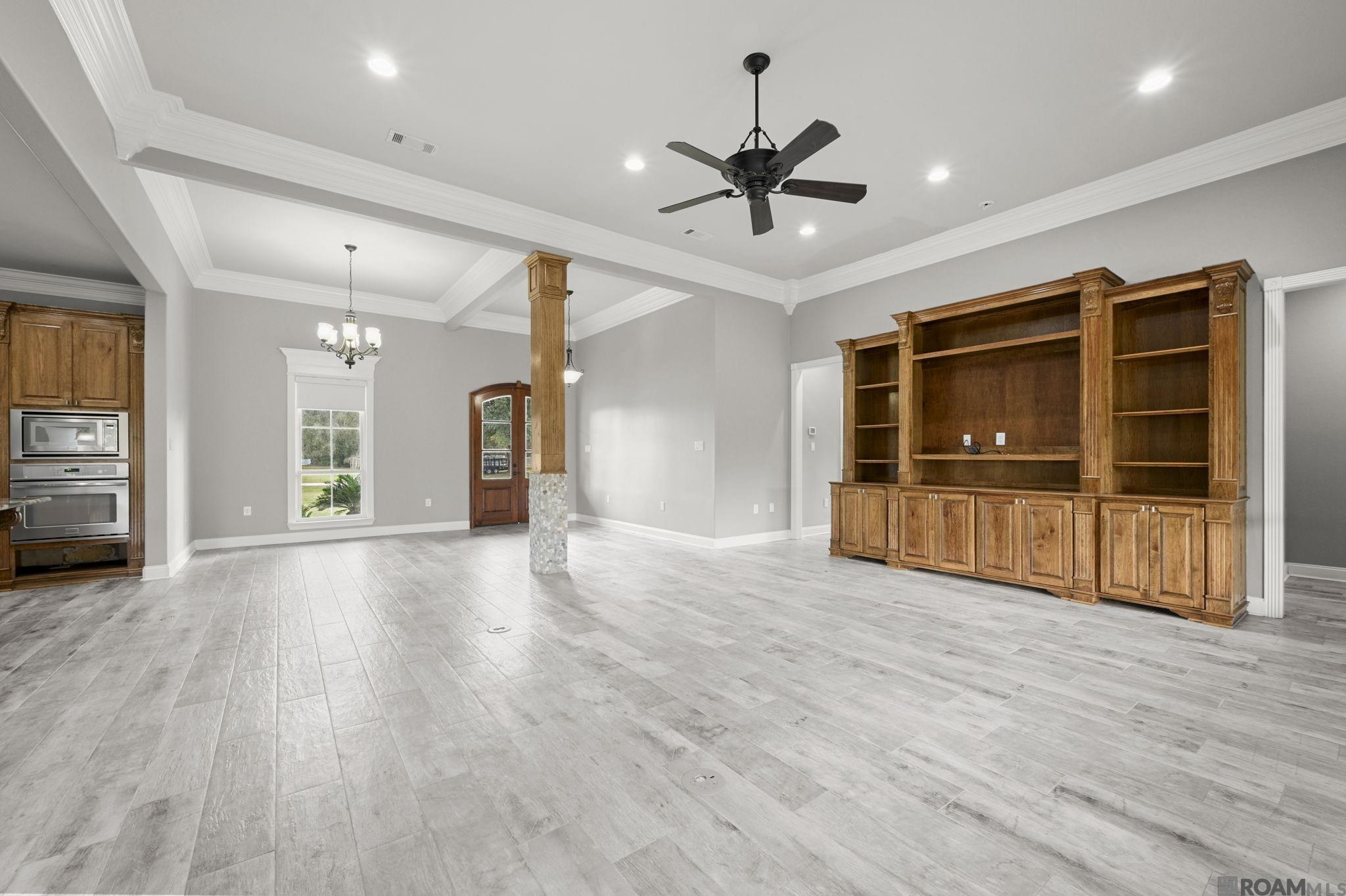 22553 Green Acres Blvd, Denham Springs, LA, 70726