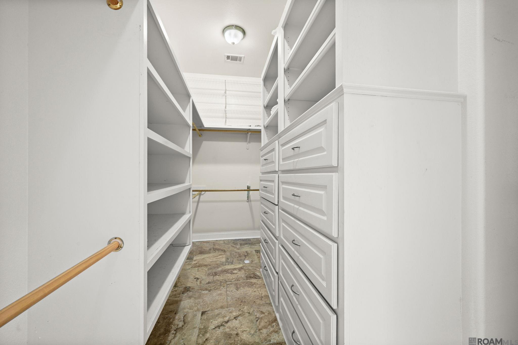 22553 Green Acres Blvd, Denham Springs, LA, 70726