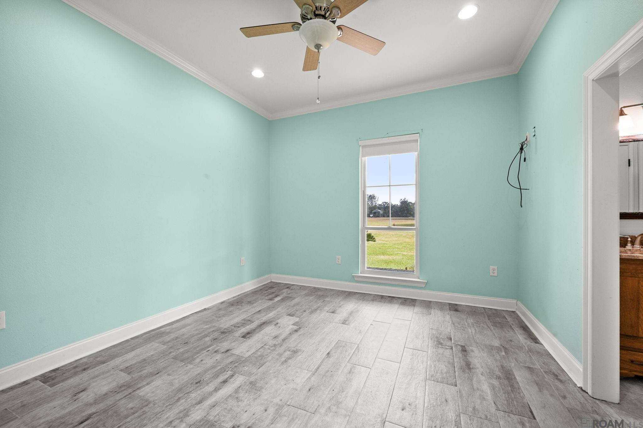 22553 Green Acres Blvd, Denham Springs, LA, 70726