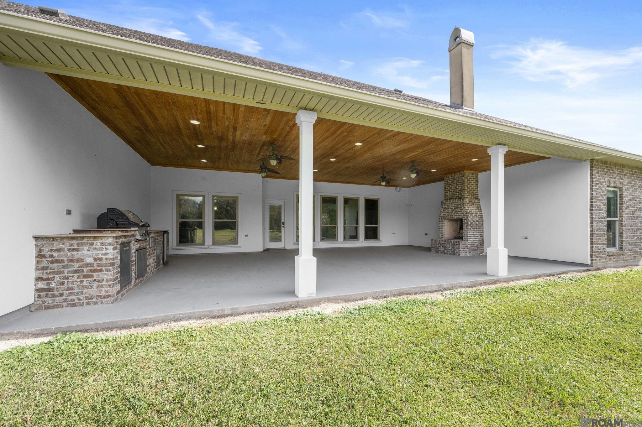 22553 Green Acres Blvd, Denham Springs, LA, 70726