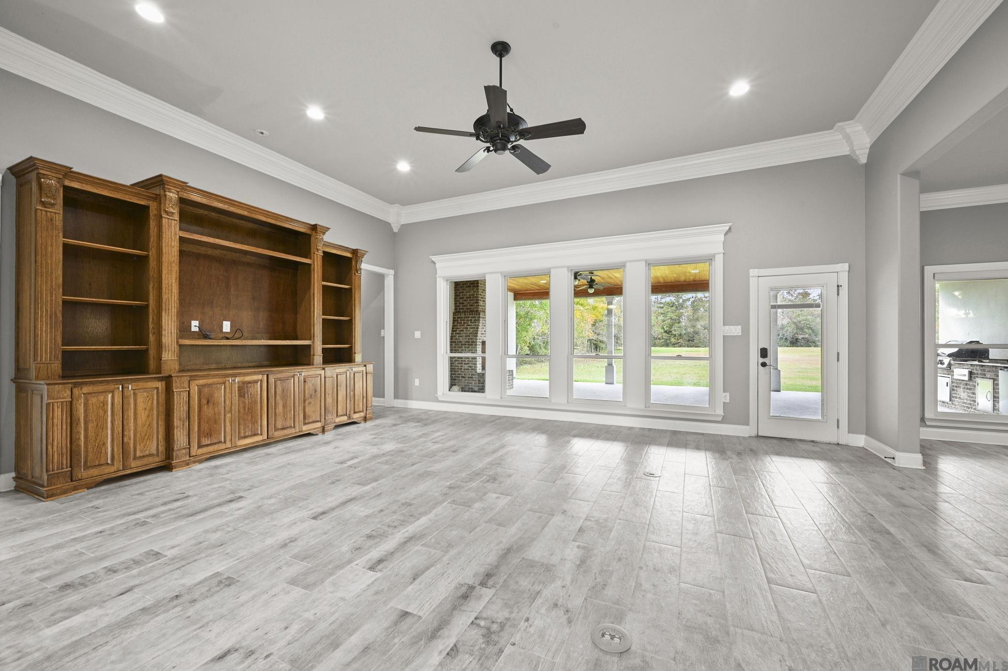 22553 Green Acres Blvd, Denham Springs, LA, 70726