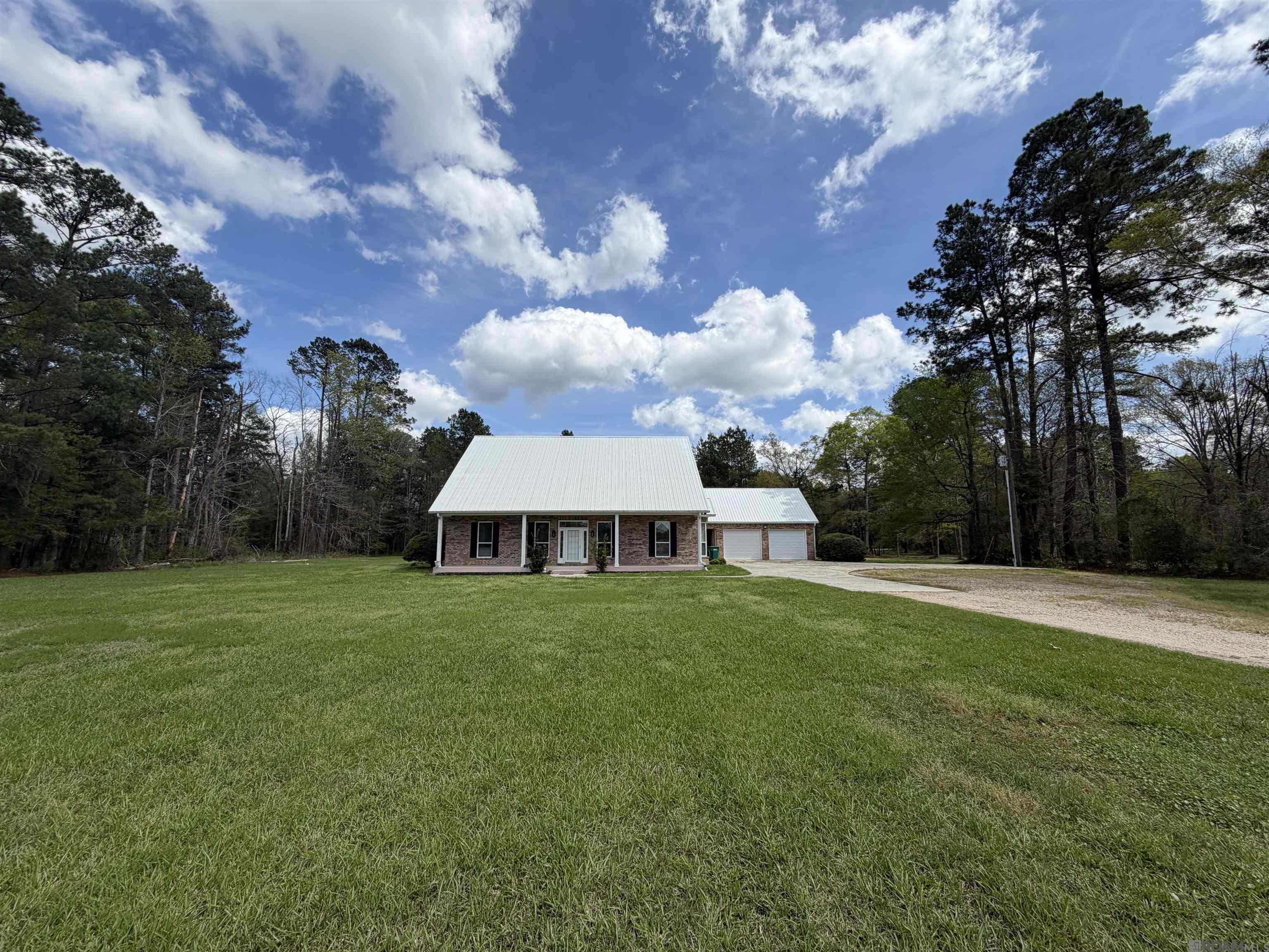 39062 Reinninger Rd, Denham Springs, LA, 70706