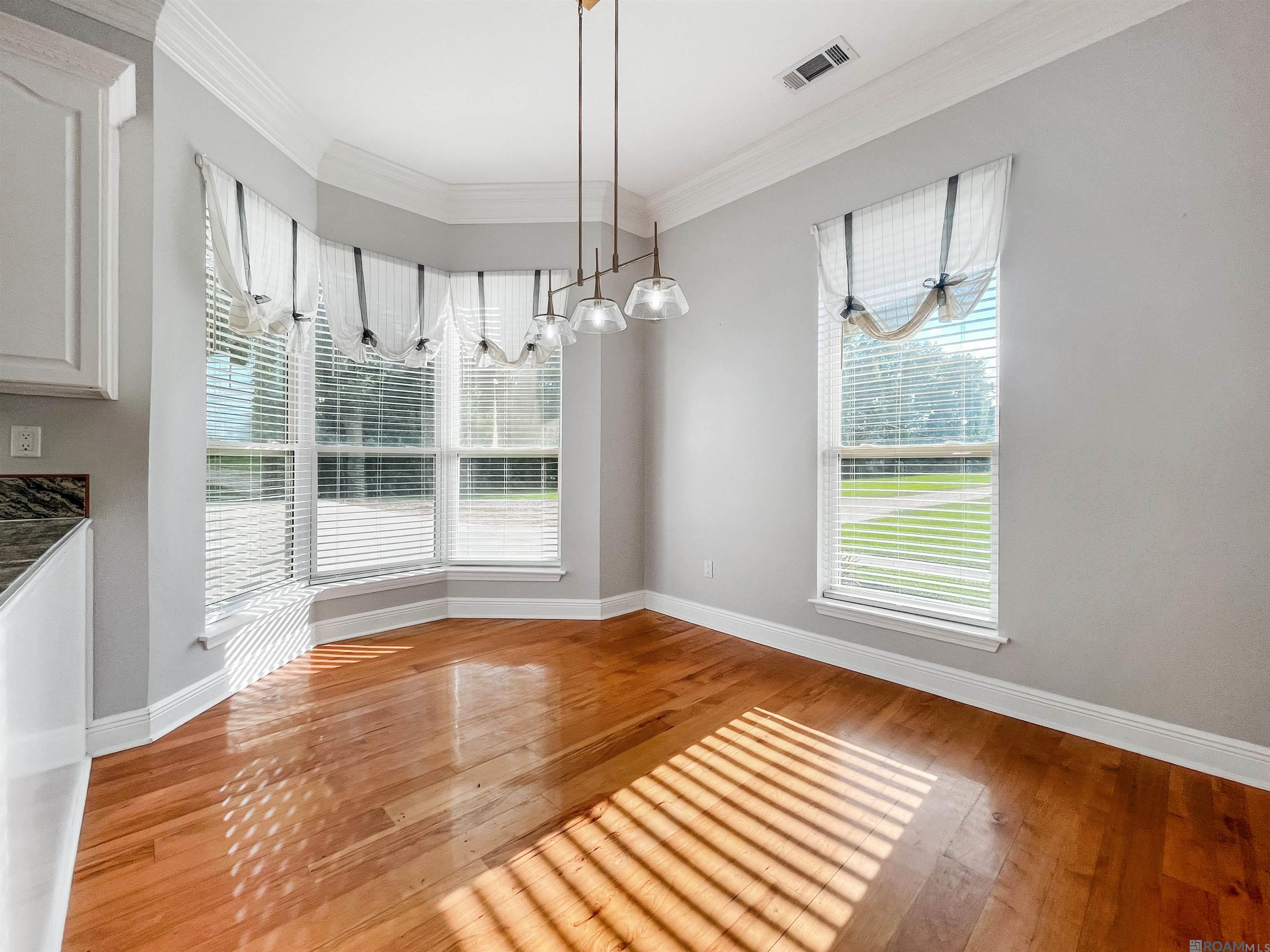 39062 Reinninger Rd, Denham Springs, LA, 70706