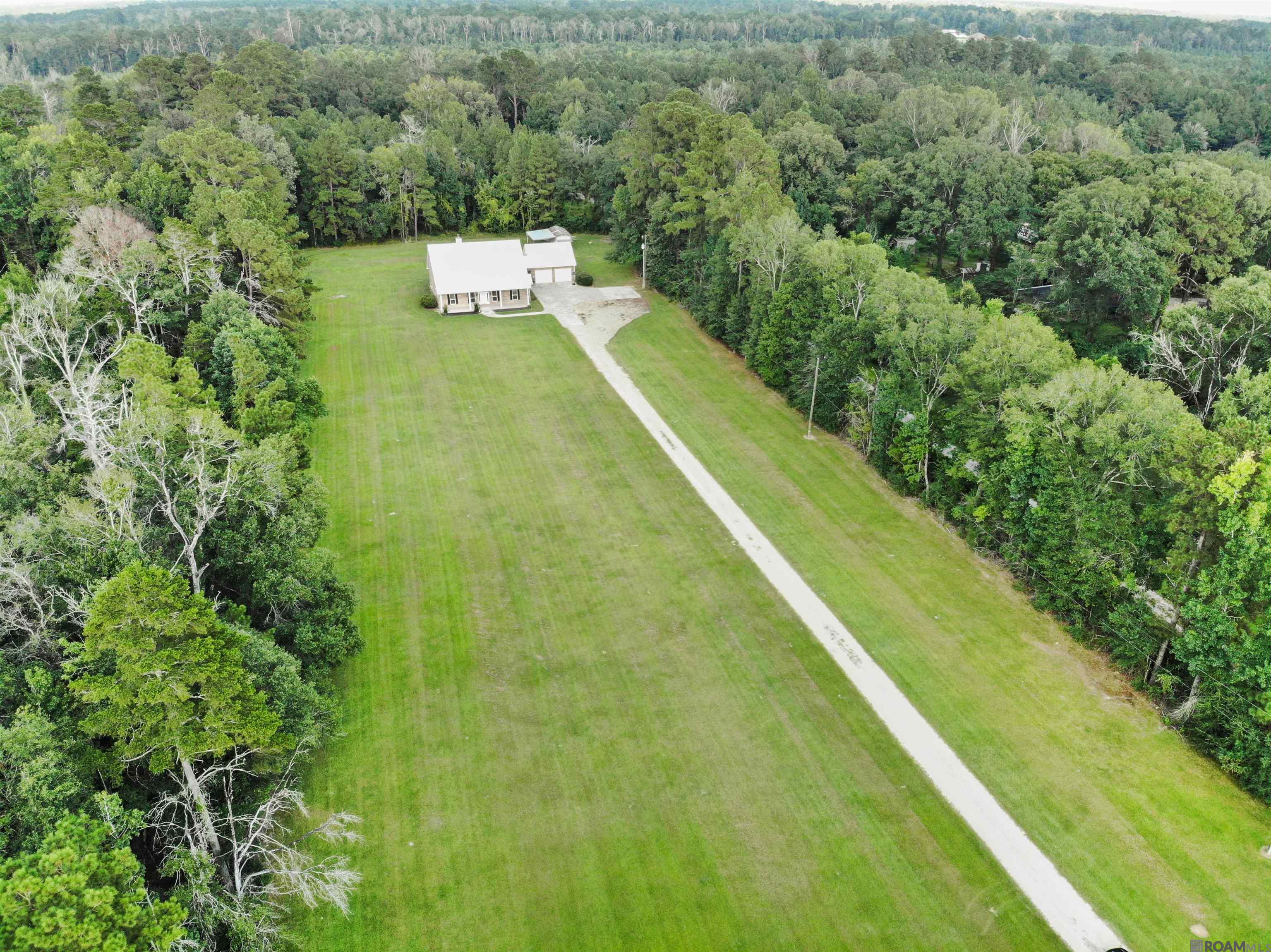 39062 Reinninger Rd, Denham Springs, LA, 70706