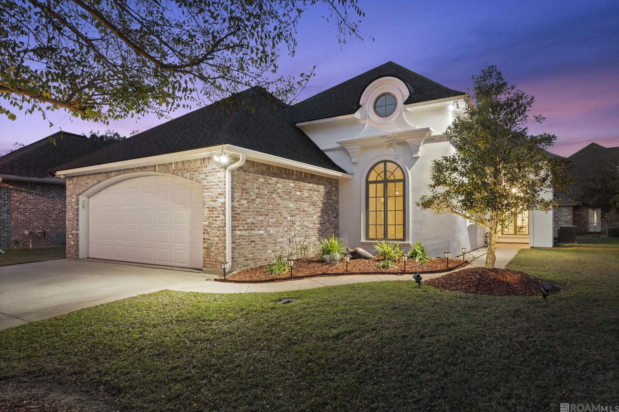 25843 Royal Troon Ave, Denham Springs, LA, 70726