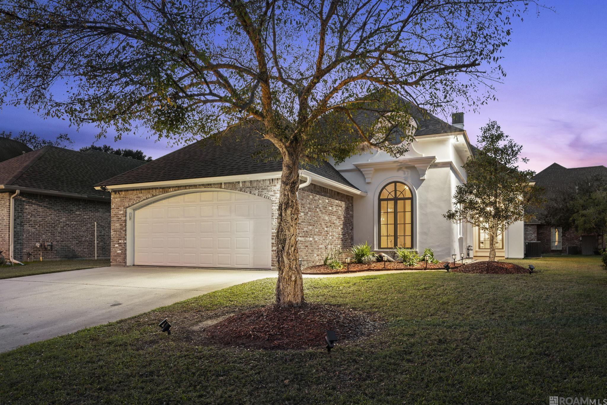 25843 Royal Troon Ave, Denham Springs, LA, 70726