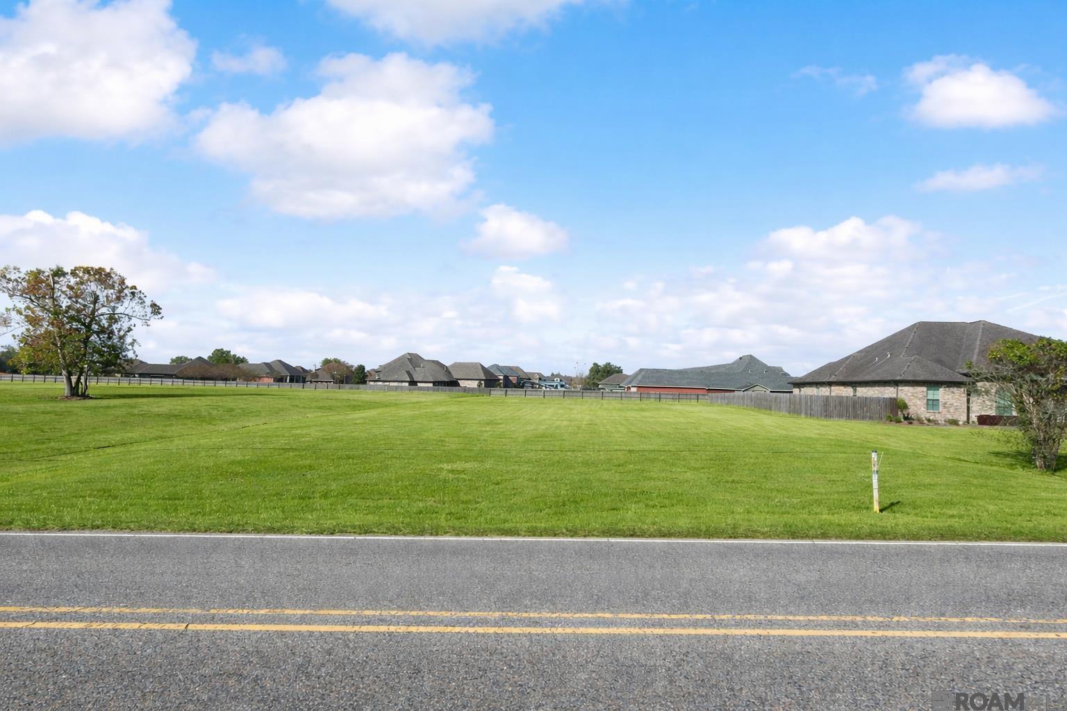 1644 Main St, Laplace, LA, 70068