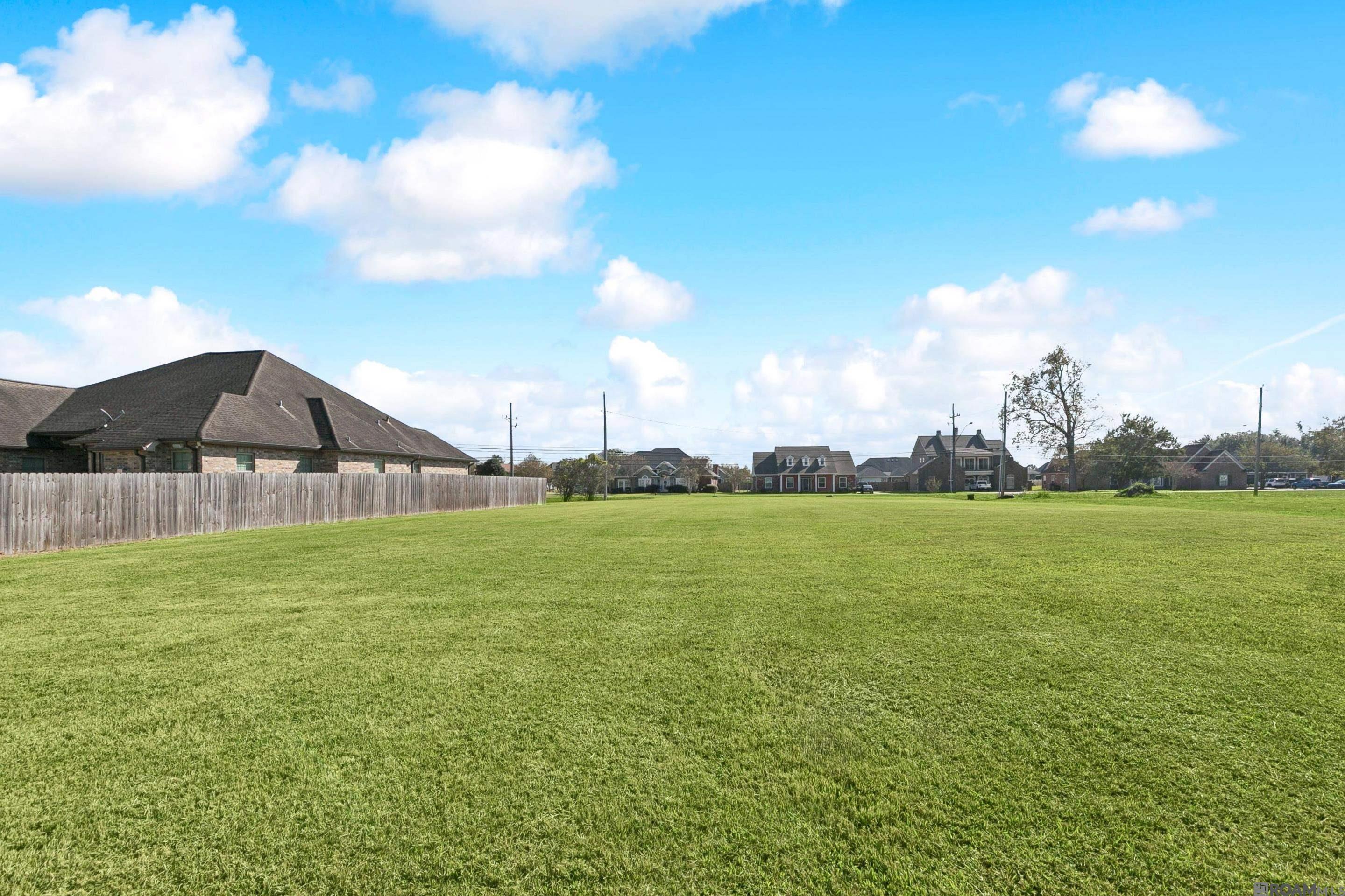 1644 Main St, Laplace, LA, 70068