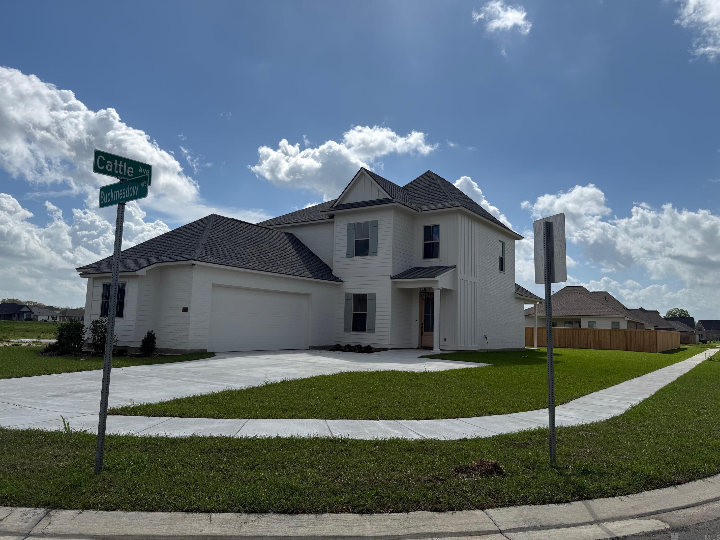 11177 Toria Ln, St Amant, LA, 70774