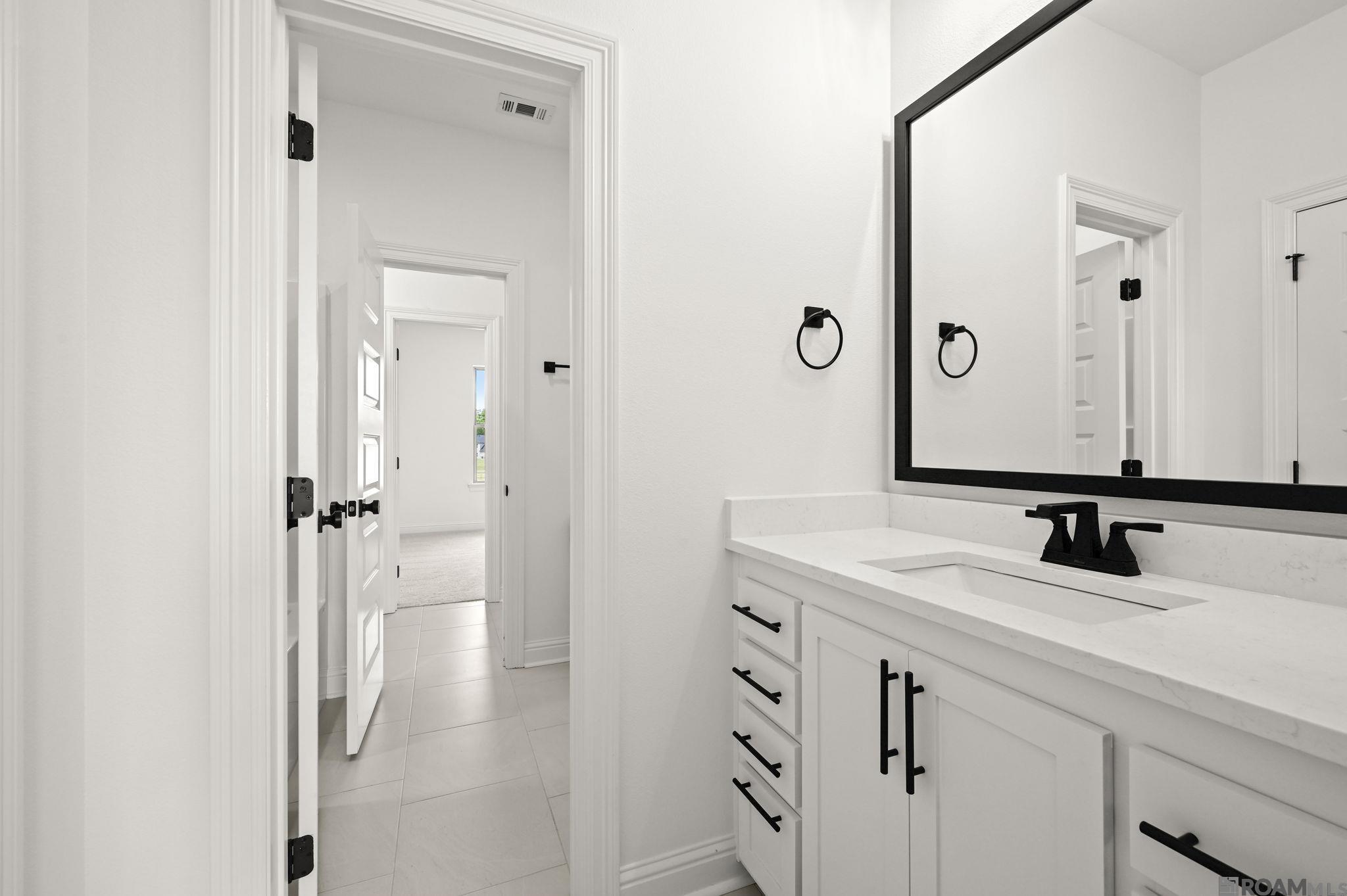 37253 Buckmeadow Avenue, Prairieville, LA, 70769