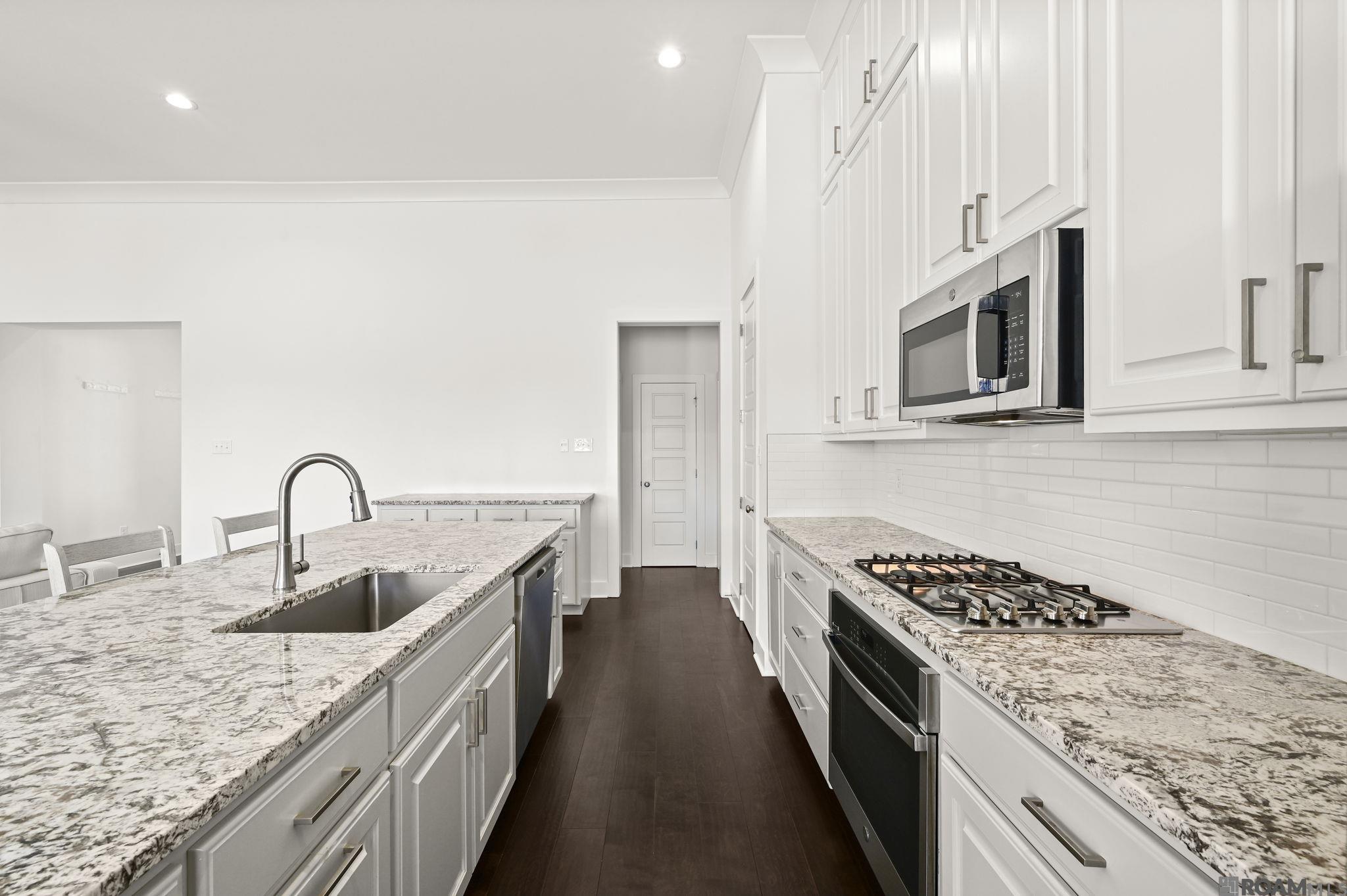 10233 Oak Colony Blvd, Baton Rouge, LA, 70817