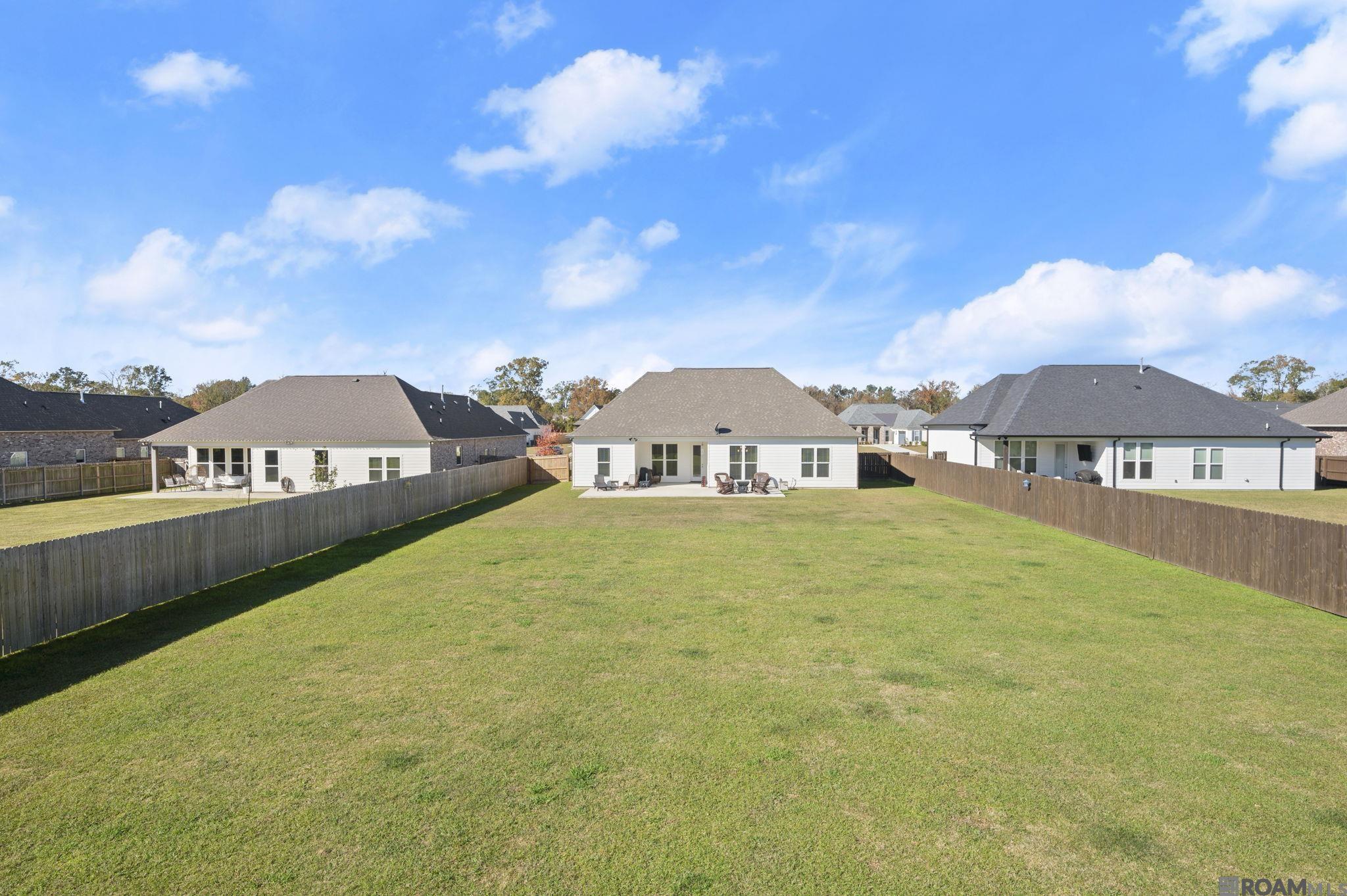 10233 Oak Colony Blvd, Baton Rouge, LA, 70817