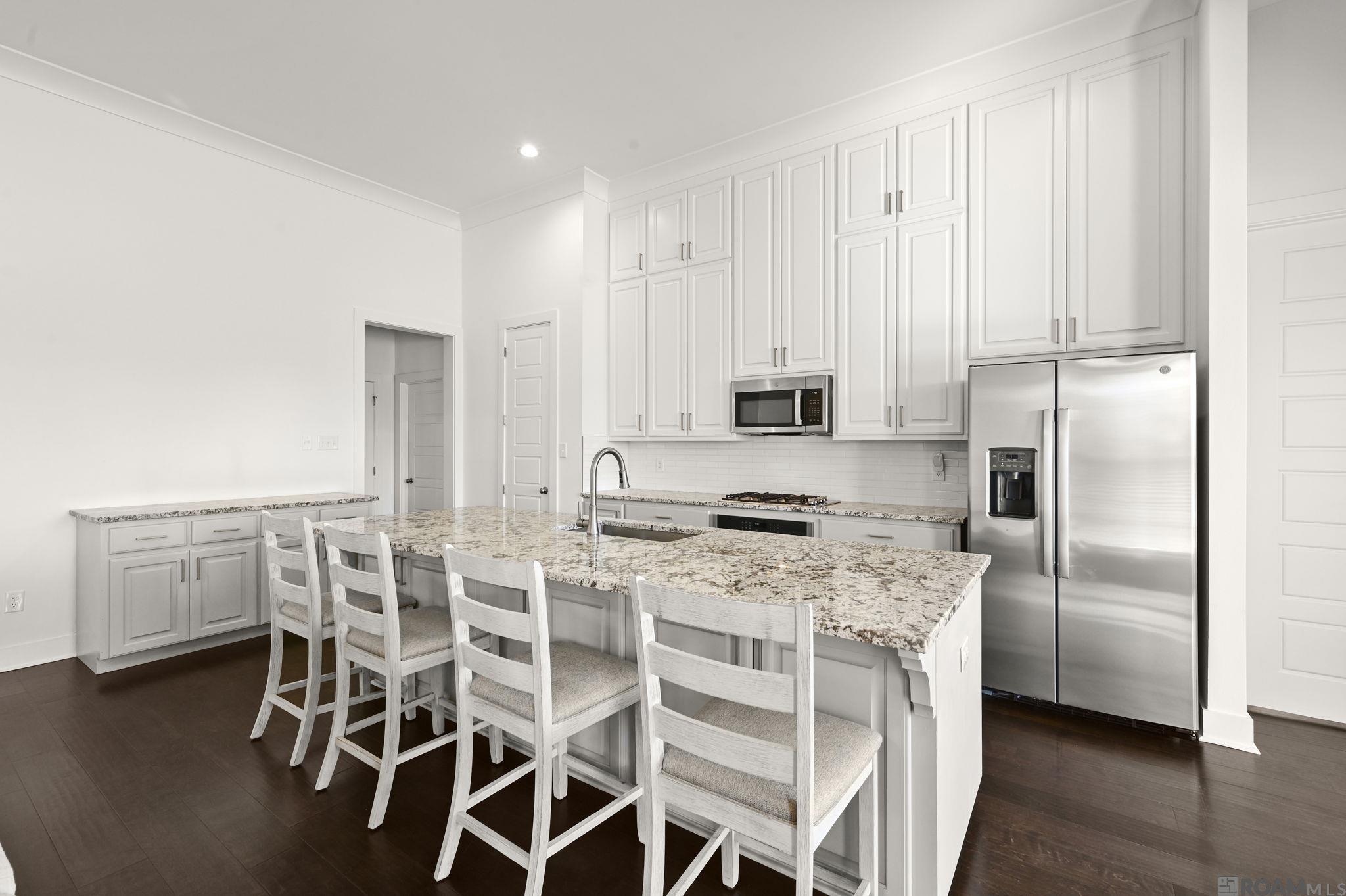 10233 Oak Colony Blvd, Baton Rouge, LA, 70817