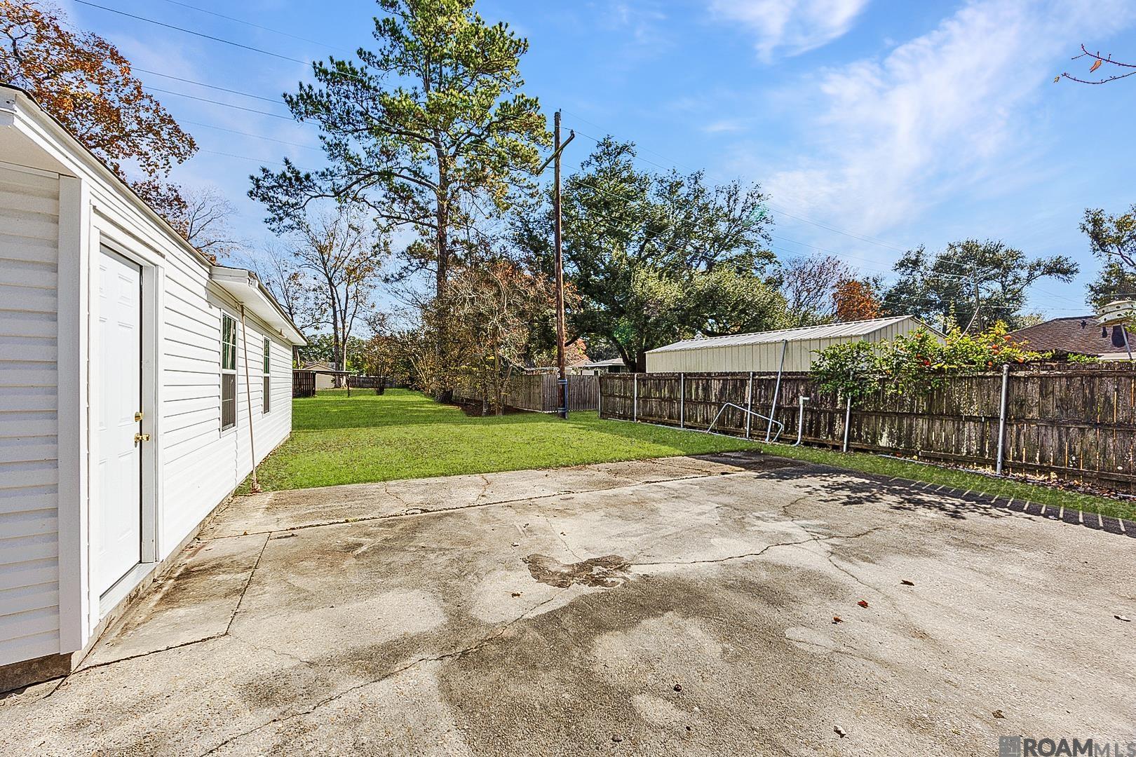 811 Avenue D, Port Allen, LA, 70767