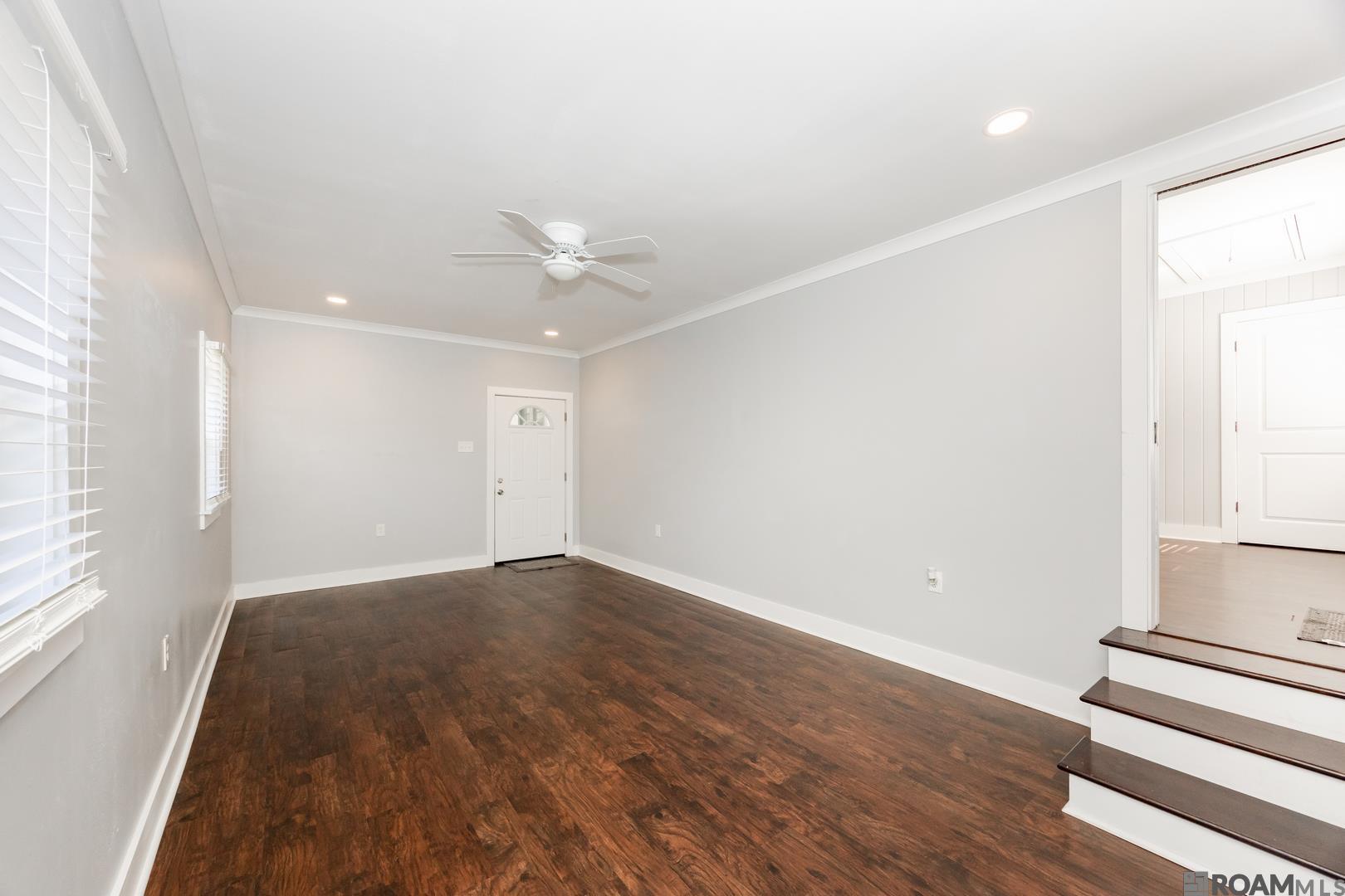 423 Avenue E, Port Allen, LA, 70767