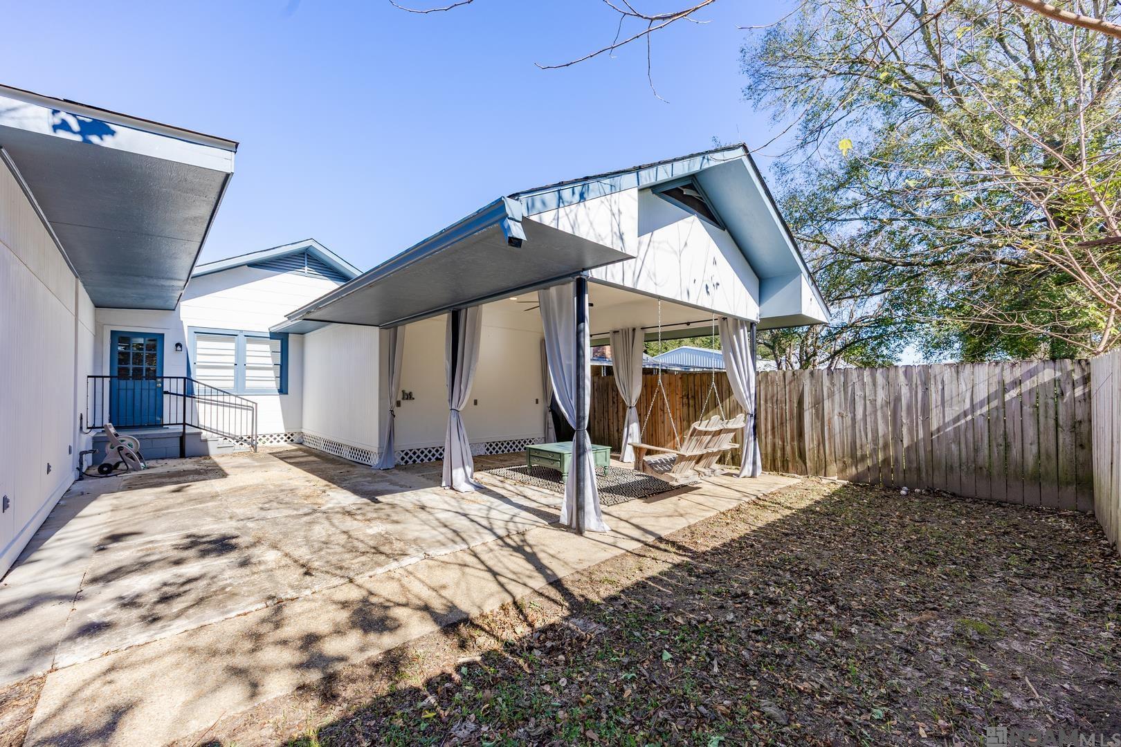 423 Avenue E, Port Allen, LA, 70767