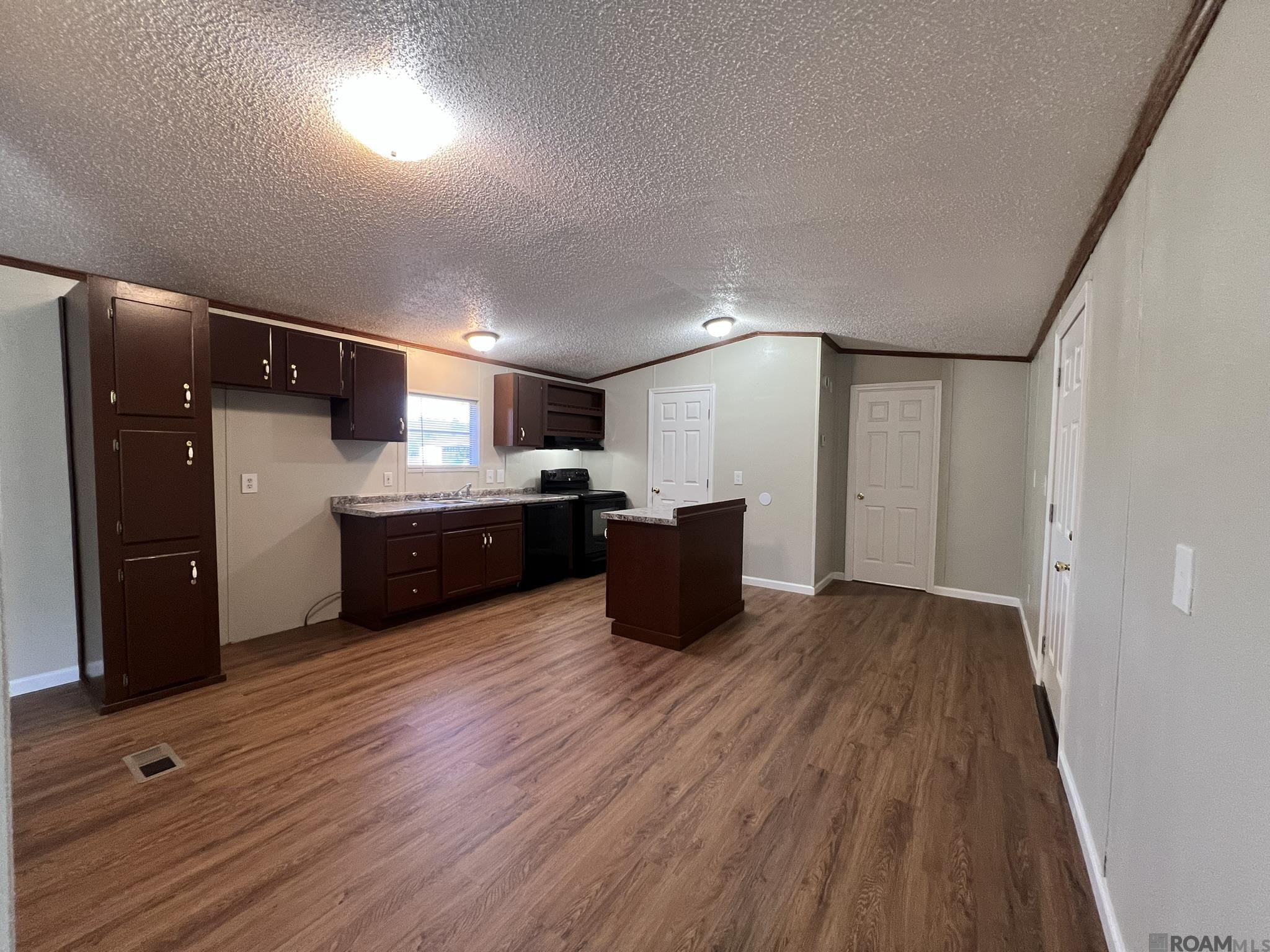 31927 Seminole Dr, Walker, LA, 70785