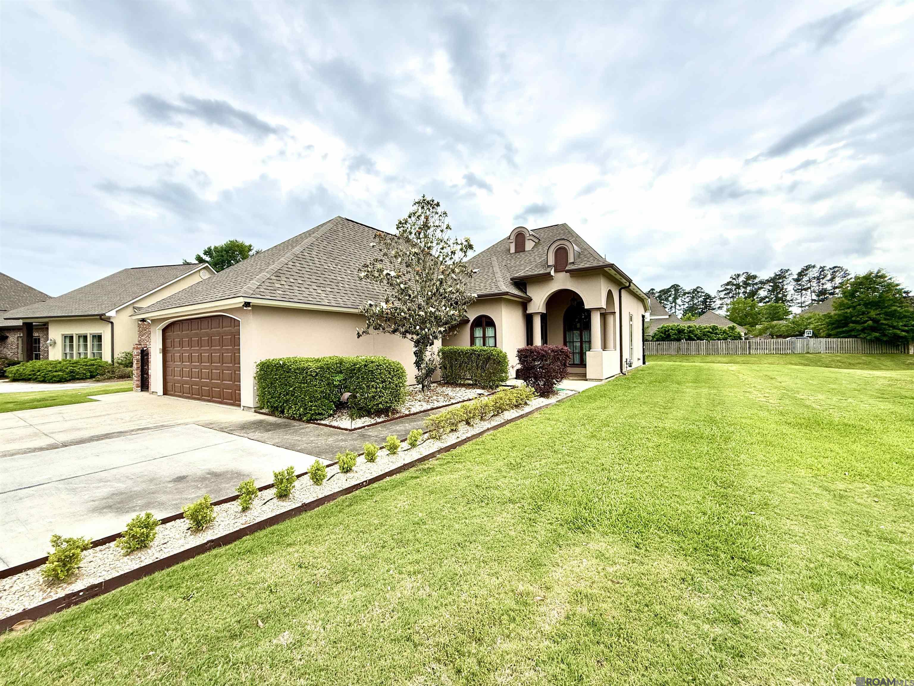 9528 Sawgrass Dr, Denham Springs, LA, 70726