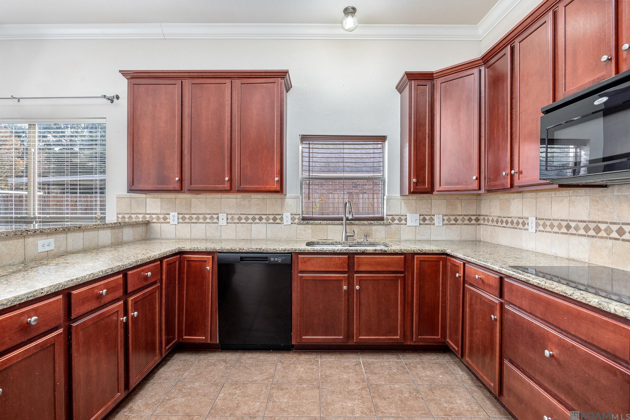 37420 Cypress Trace Ave, Geismar, LA, 70734