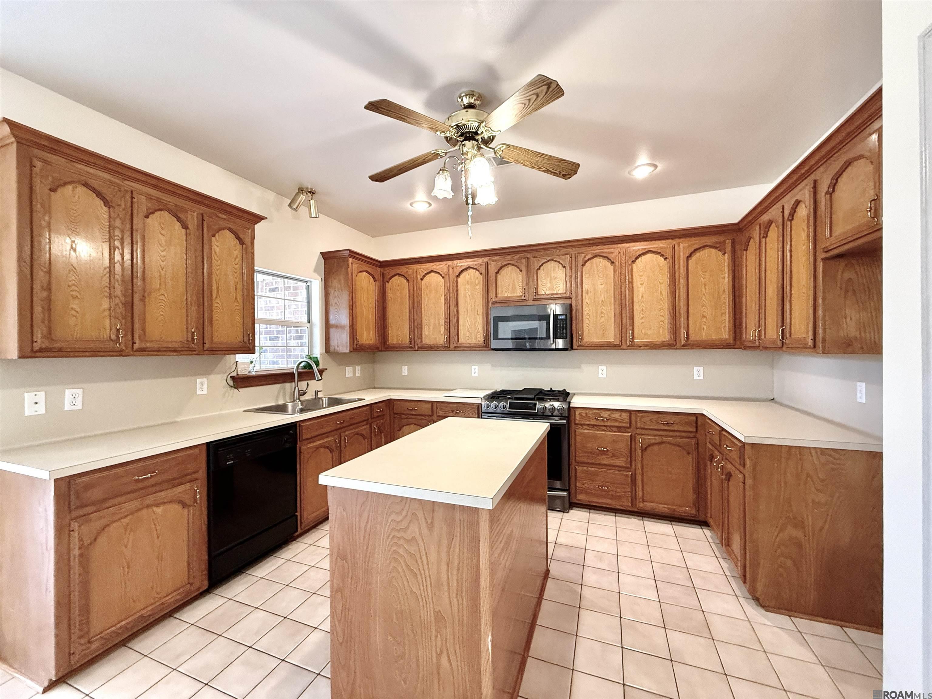 22822 Hickey Ct, Zachary, LA, 70791