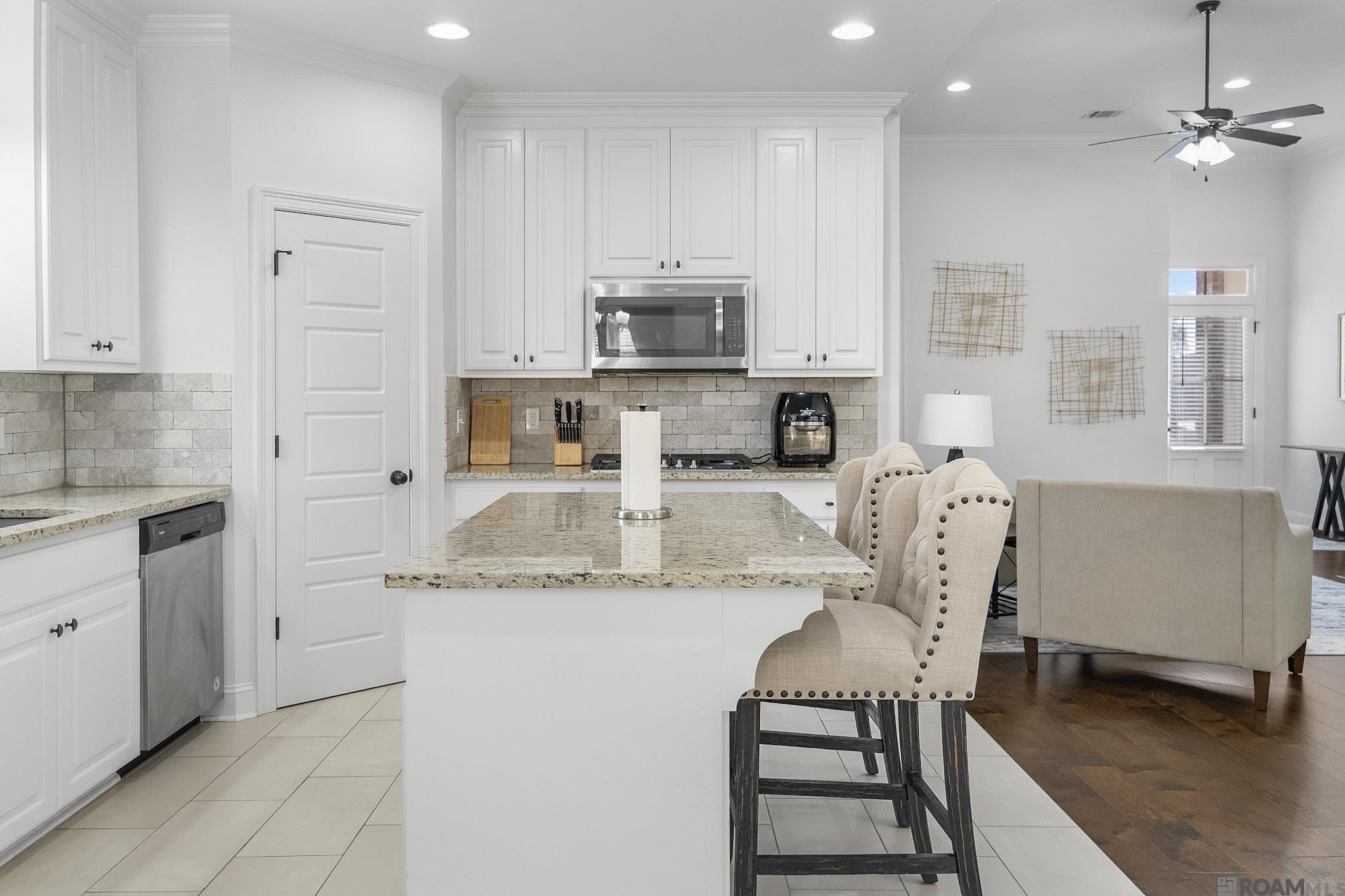 43306 Pond View Dr, Prairieville, LA, 70769