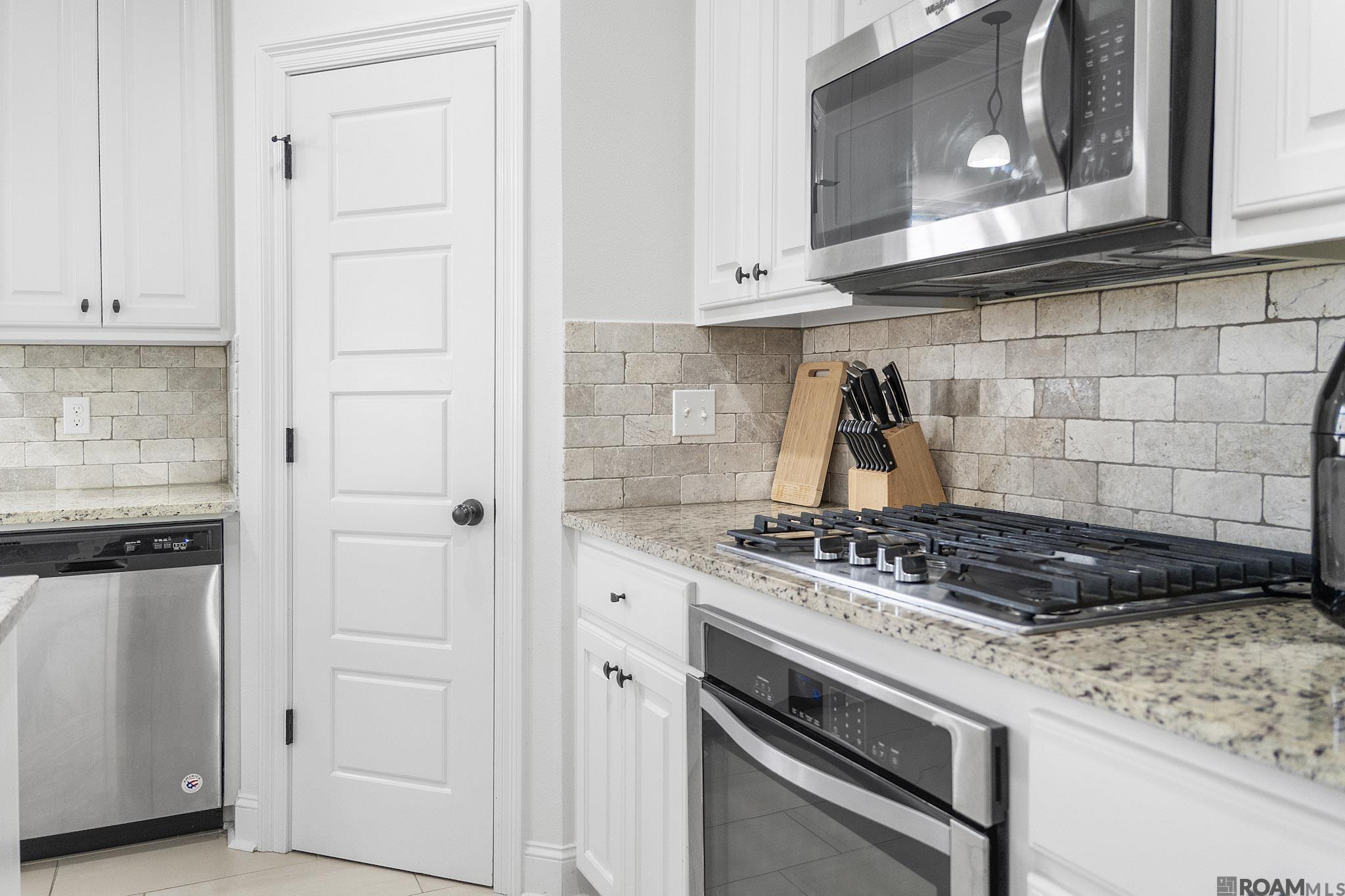 43306 Pond View Dr, Prairieville, LA, 70769