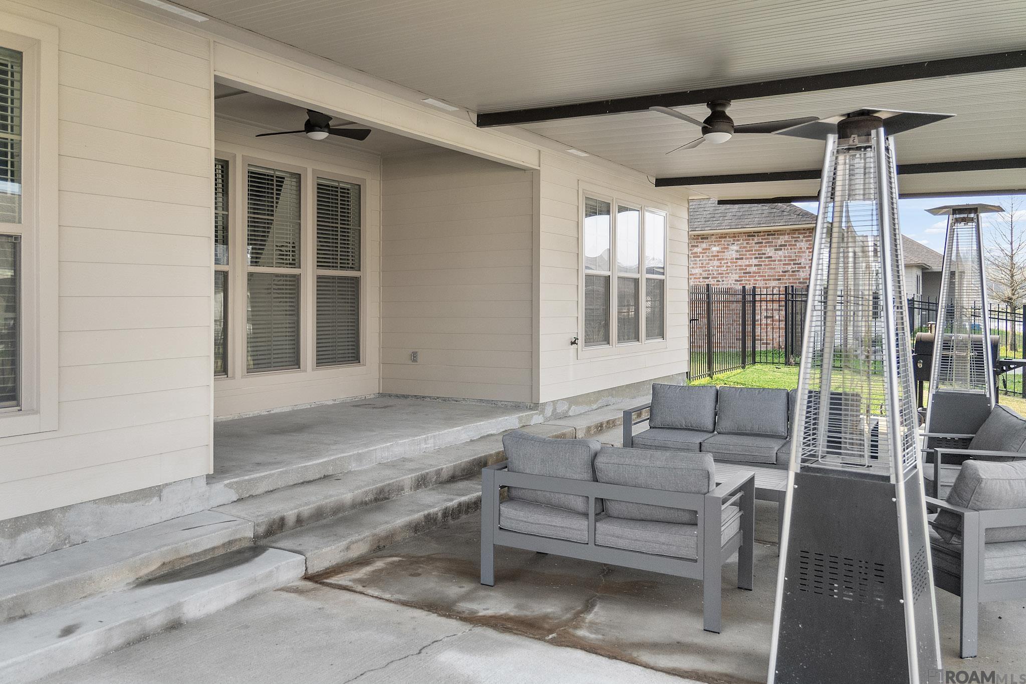 43306 Pond View Dr, Prairieville, LA, 70769