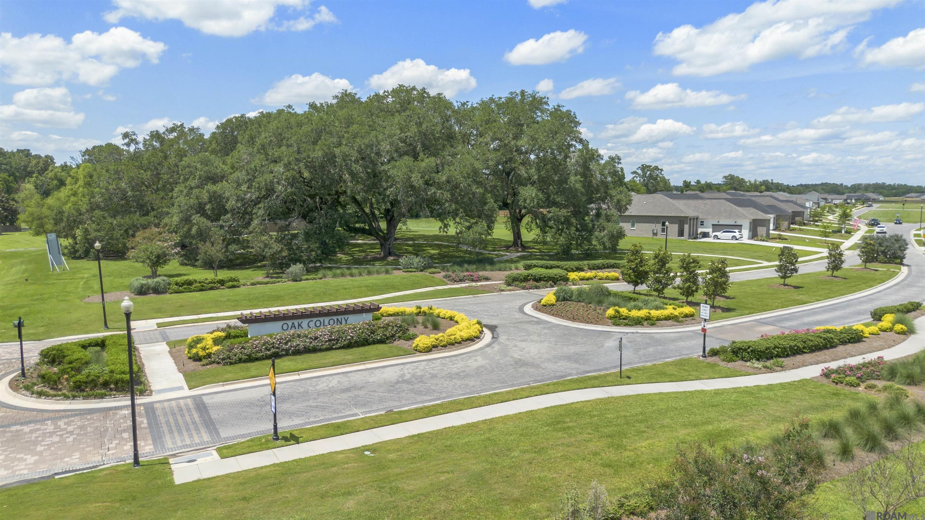 9934 Oak Colony Blvd, Baton Rouge, LA, 70817