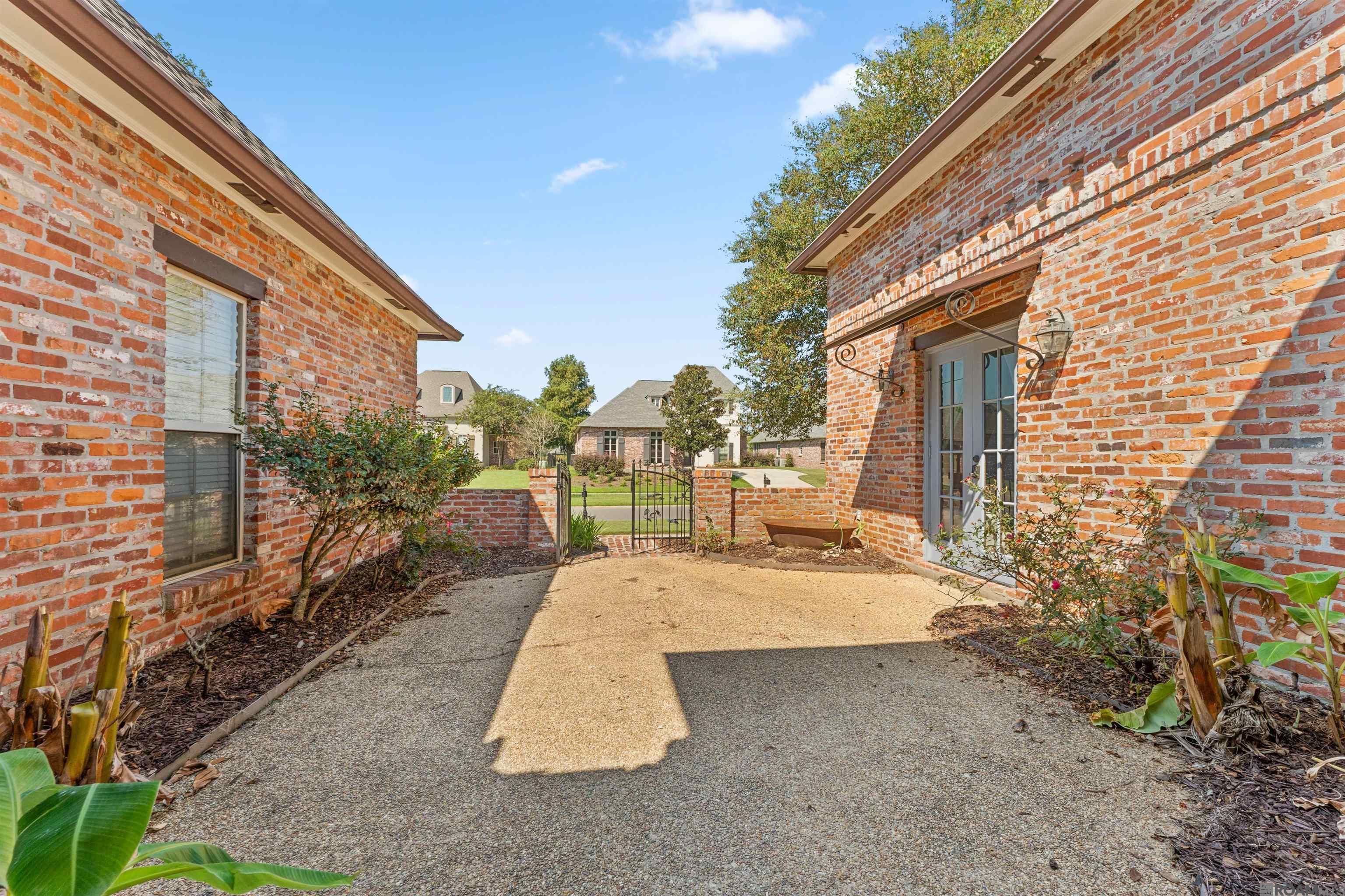 2842 Muirfield Dr, Zachary, LA, 70791