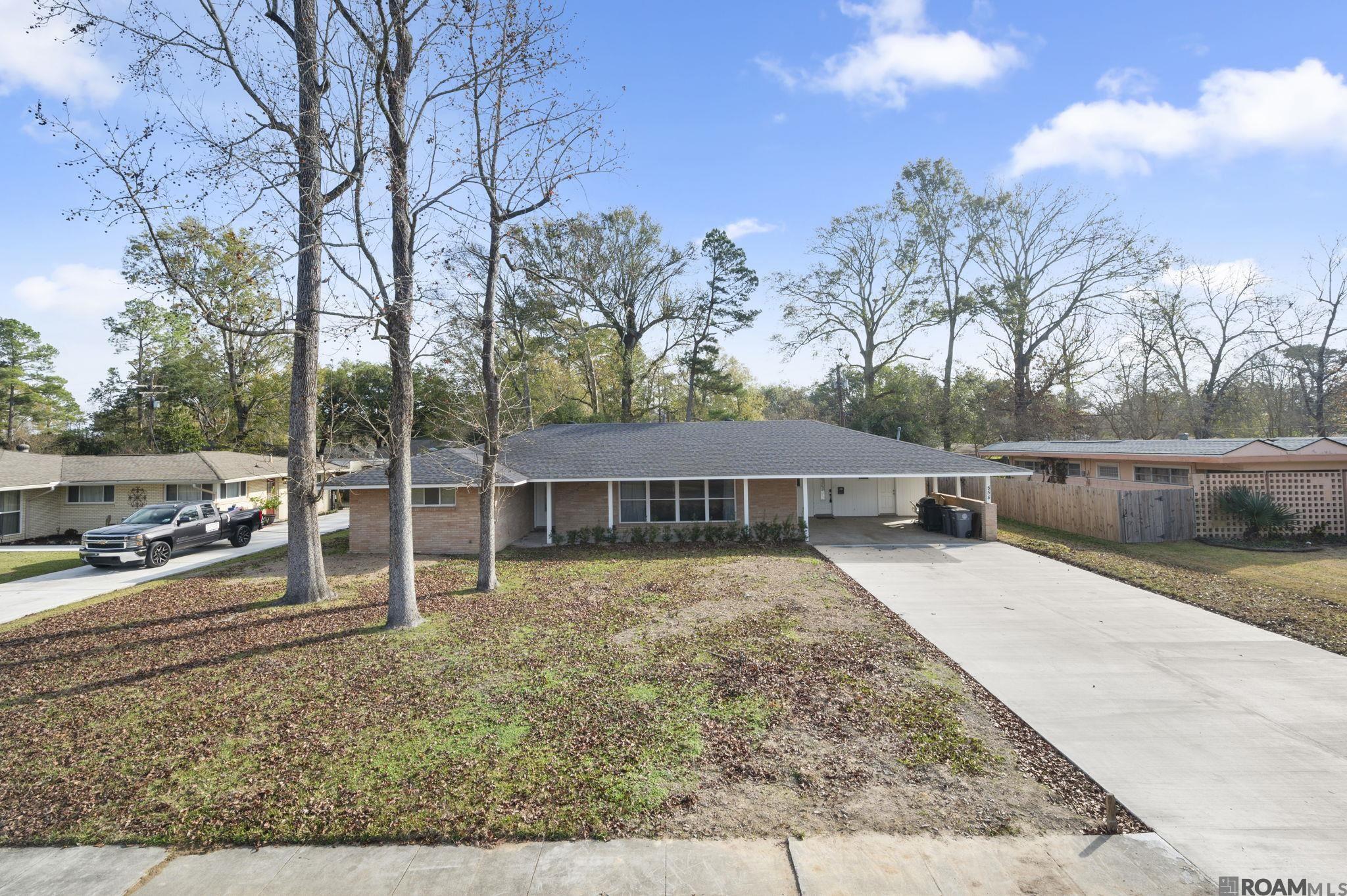 555 Woodhaven St, Baton Rouge, LA, 70815