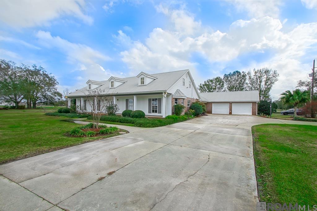 4925 Crestfield Way, Gonzales, LA, 70737