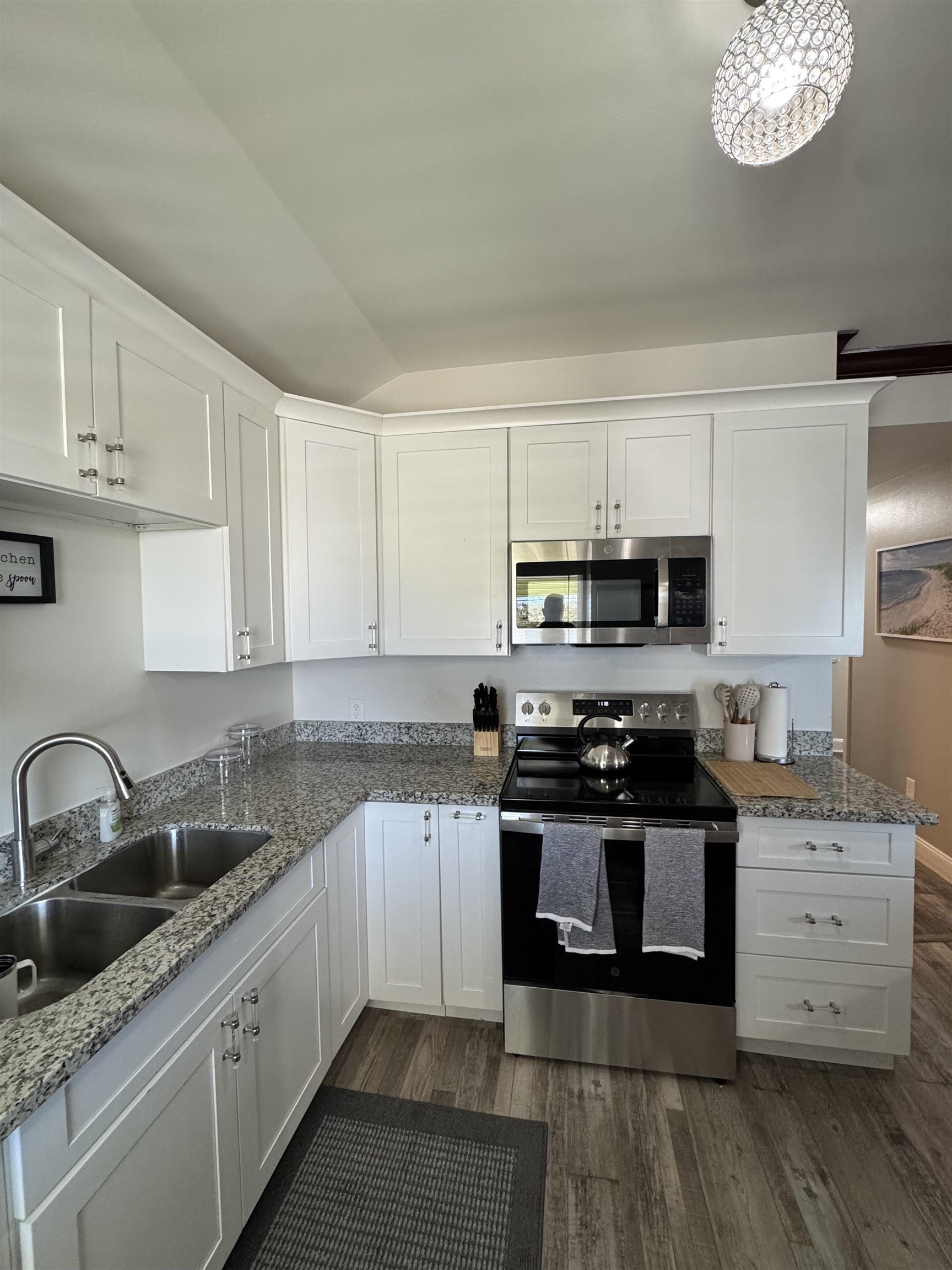 165 Grape Ln, Grand Isle, LA, 70358