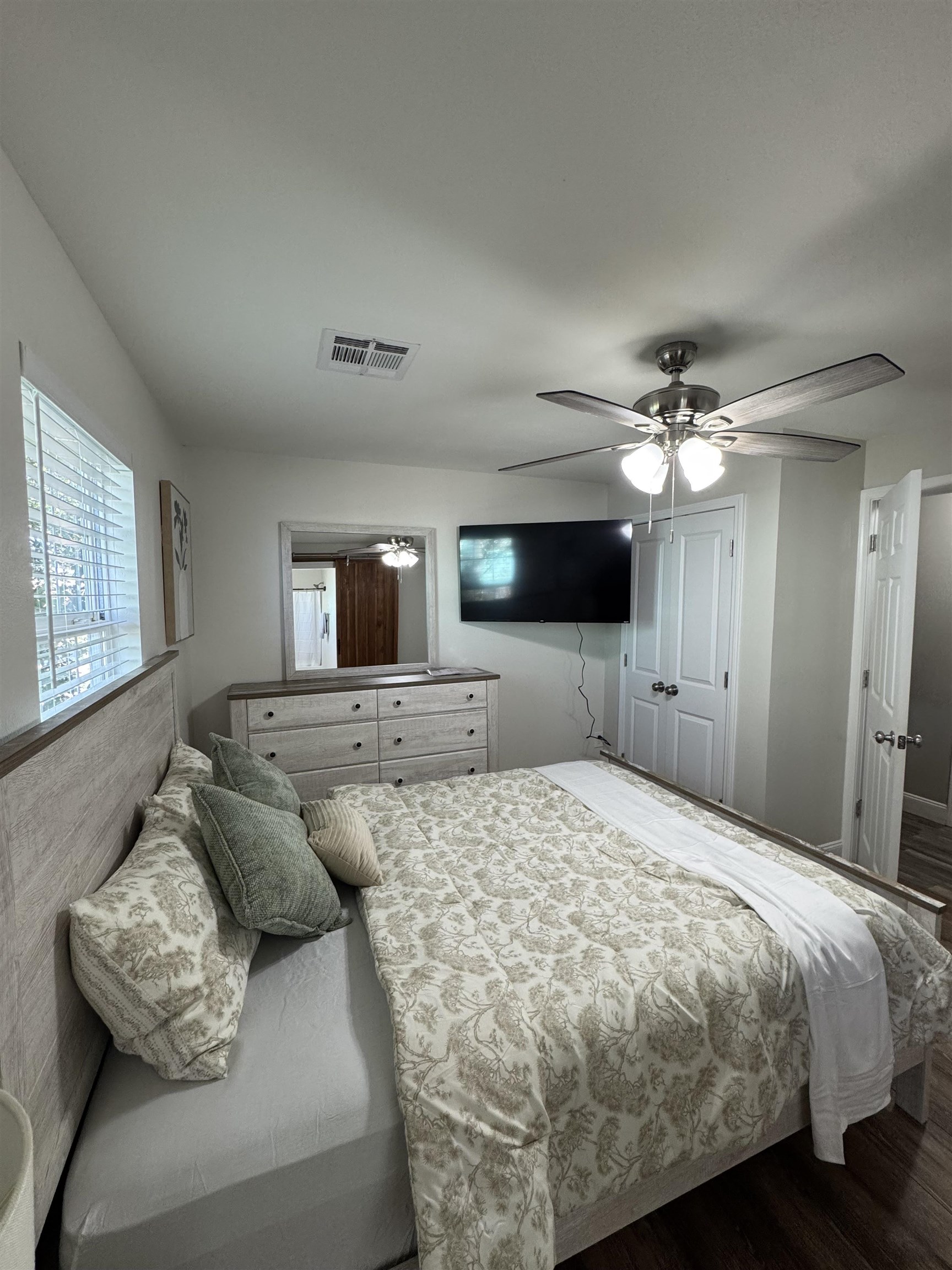 165 Grape Ln, Grand Isle, LA, 70358