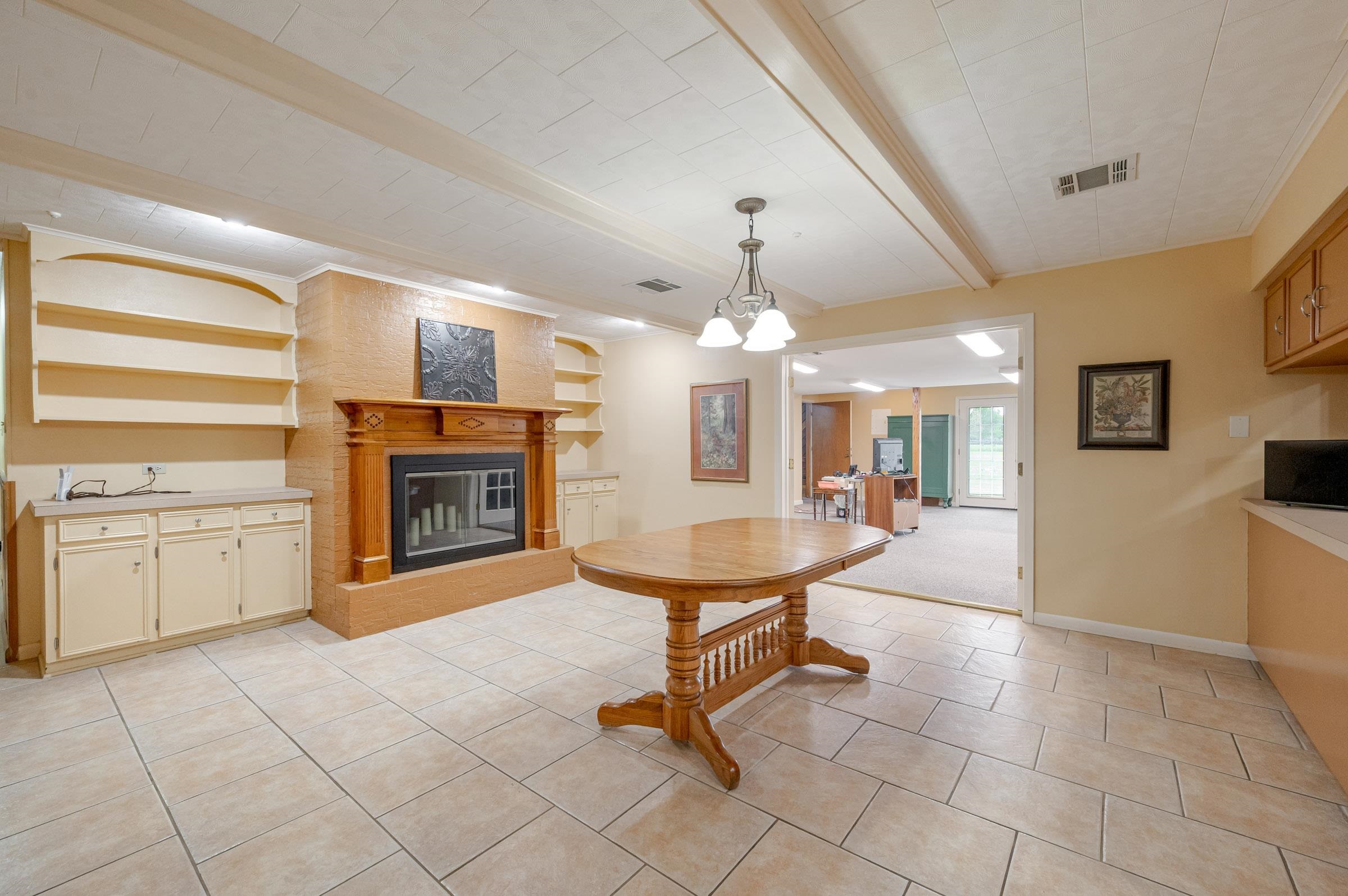 209 Country Estates Drive, Houma, LA, 70364